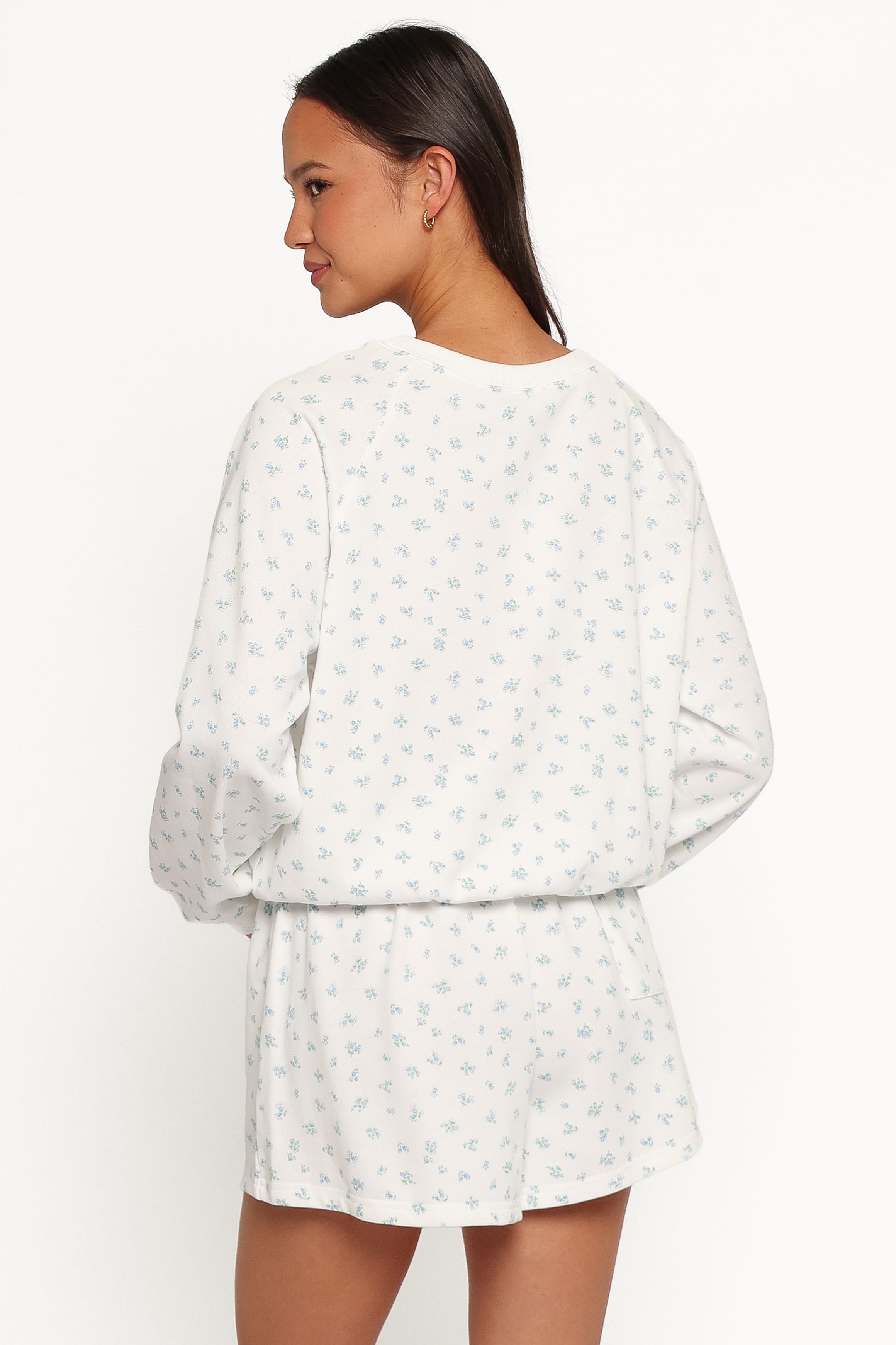 OUTERWEAR Hazel Sweatshirt - Blue Ditsy Floral