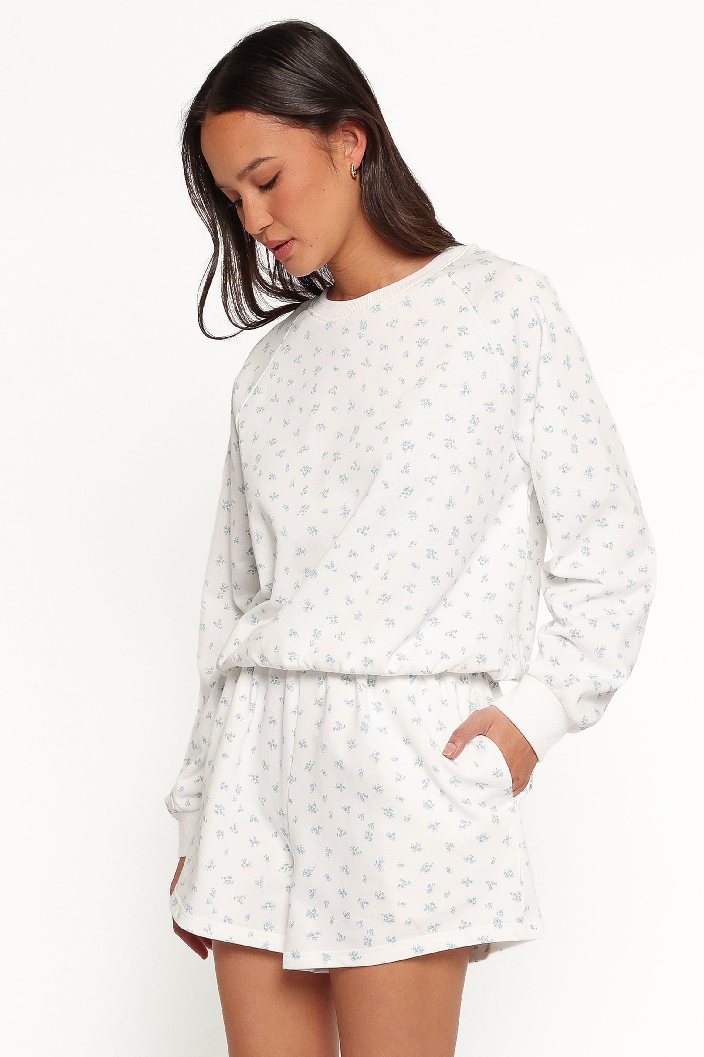 OUTERWEAR Hazel Sweatshirt - Blue Ditsy Floral