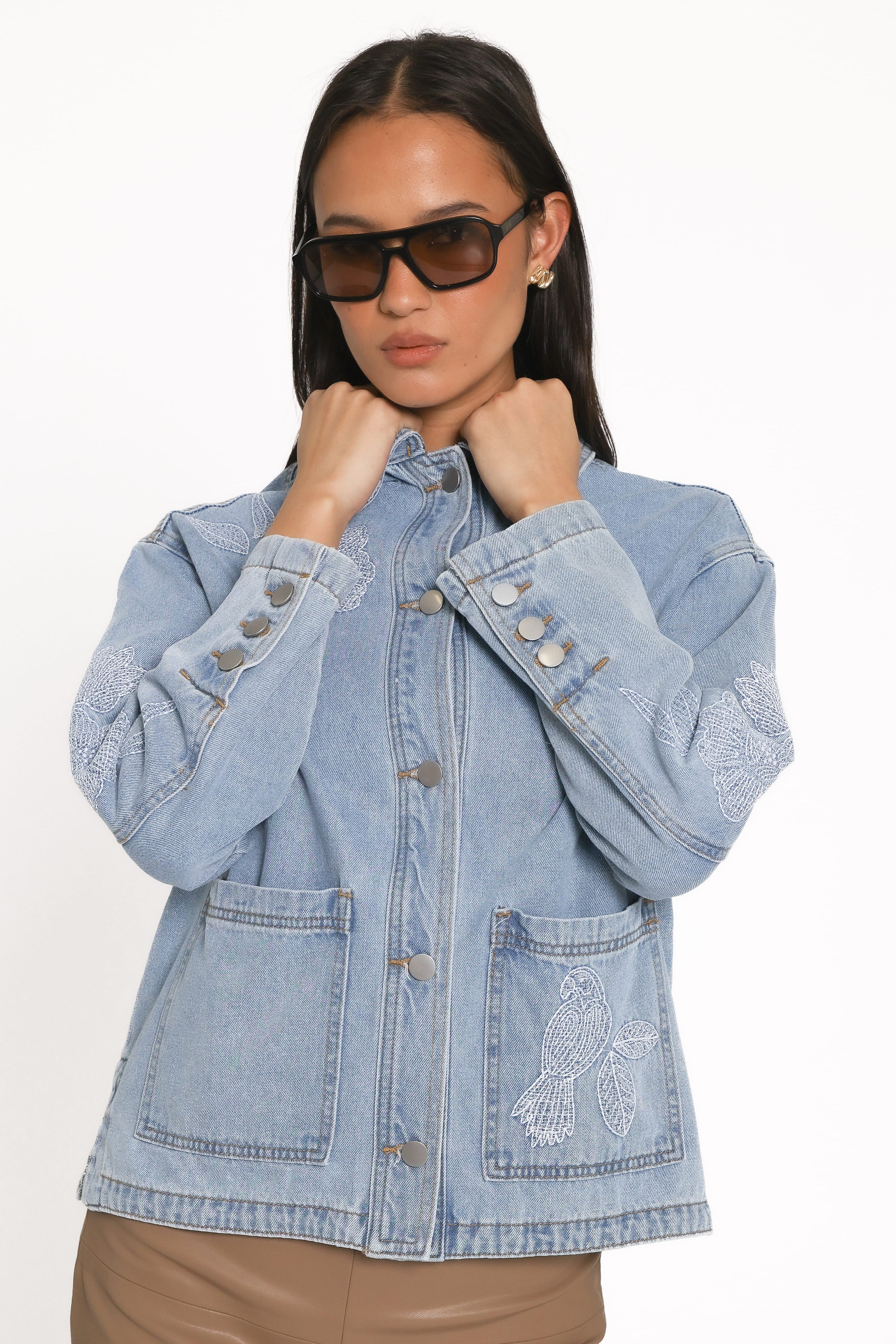 OUTERWEAR Mora Embroidered Denim Shacket - Light Wash