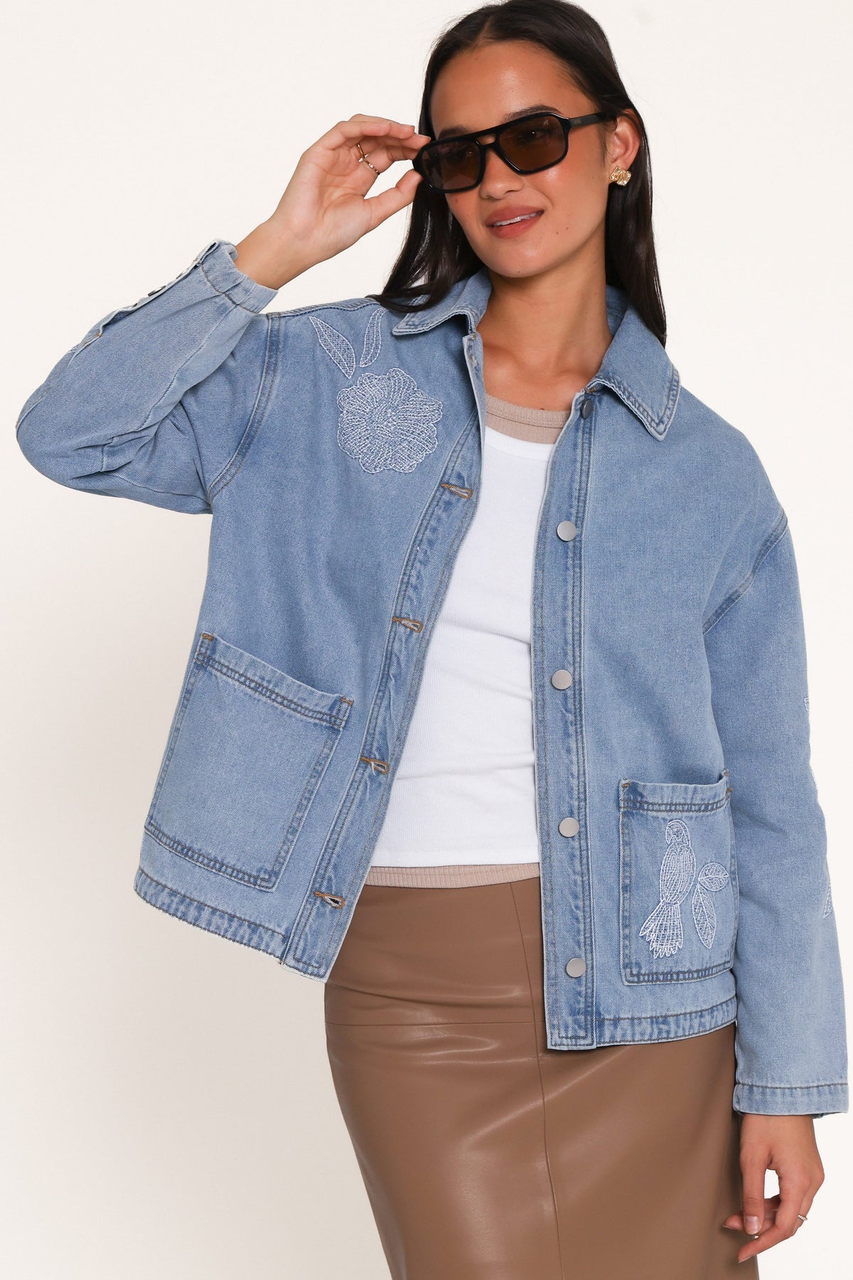 OUTERWEAR Mora Embroidered Denim Shacket - Light Wash