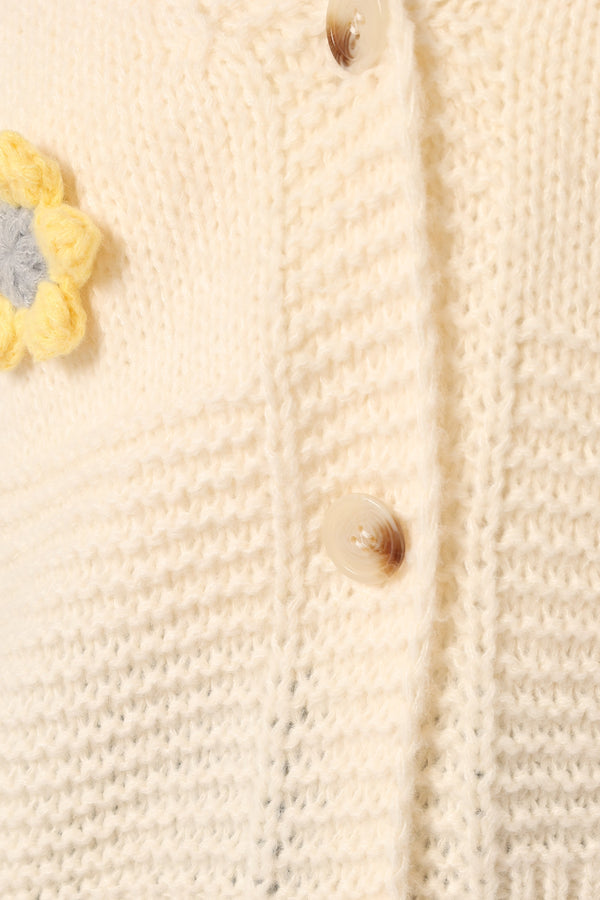 KNITWEAR @Sienna Flower Cardigan - Cream