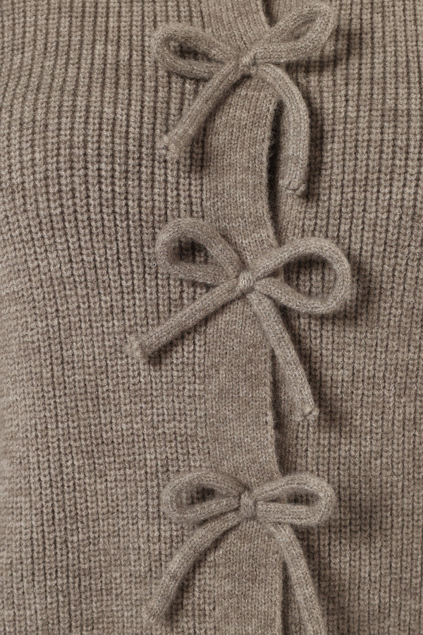 KNITWEAR @Wilde Bow Front Cardigan - Light Grey