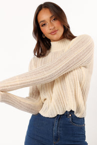 KNITWEAR @Wynford Scallop Edge Knit Sweater - Cream