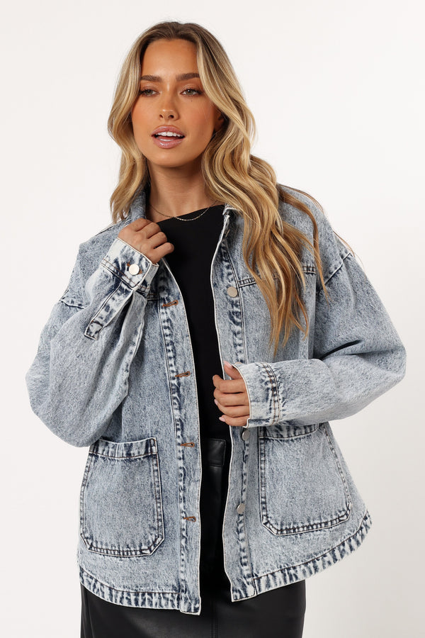 OUTERWEAR @Delana Denim Jacket - Denim