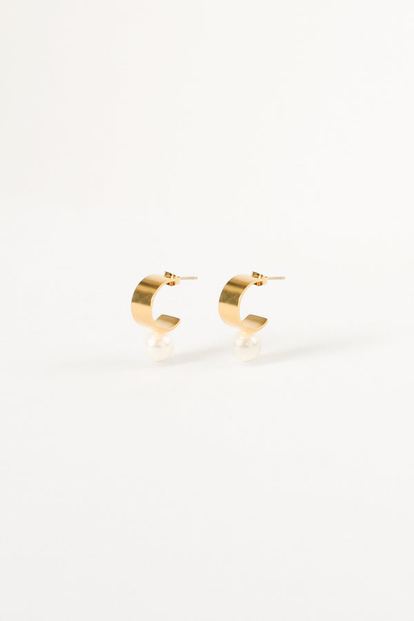 Petal and Pup USA ACCESSORIES Callie Pearl Hoop Earrings - Gold One Size