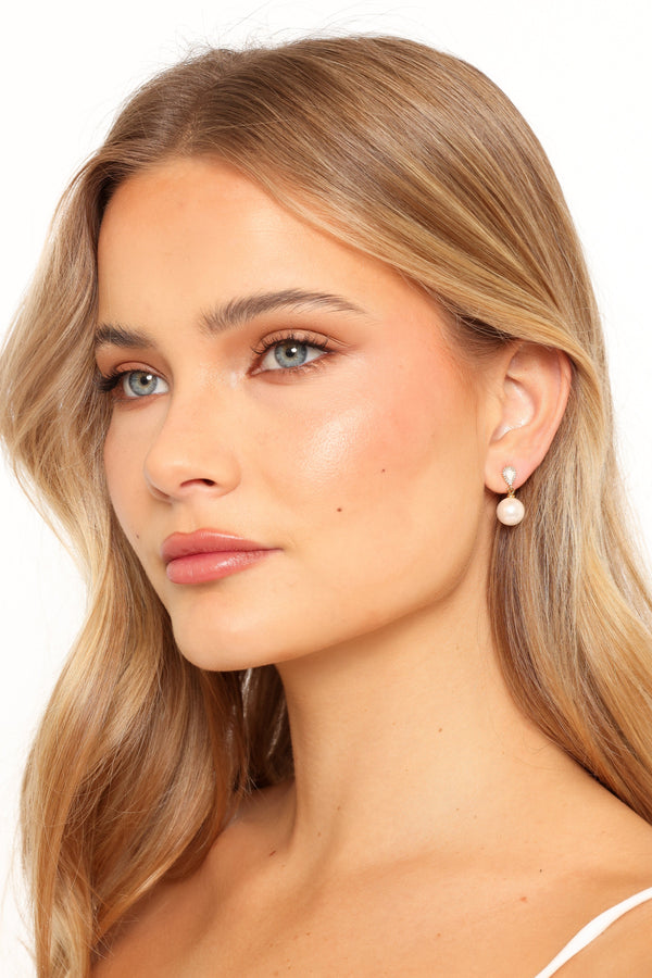 Petal and Pup USA ACCESSORIES Camille Pearl Earrings - Gold One Size