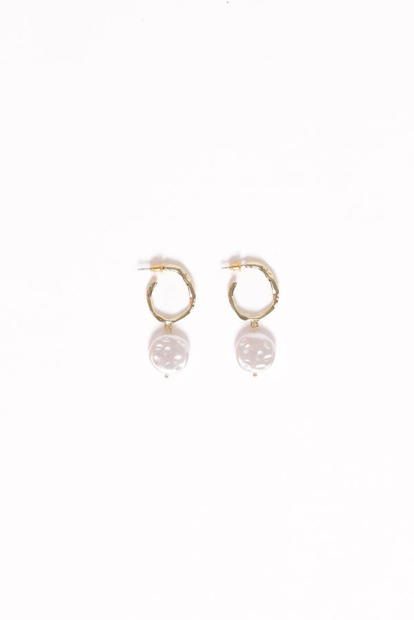 Petal and Pup USA ACCESSORIES Carina Pearl Earrings - Gold One Size