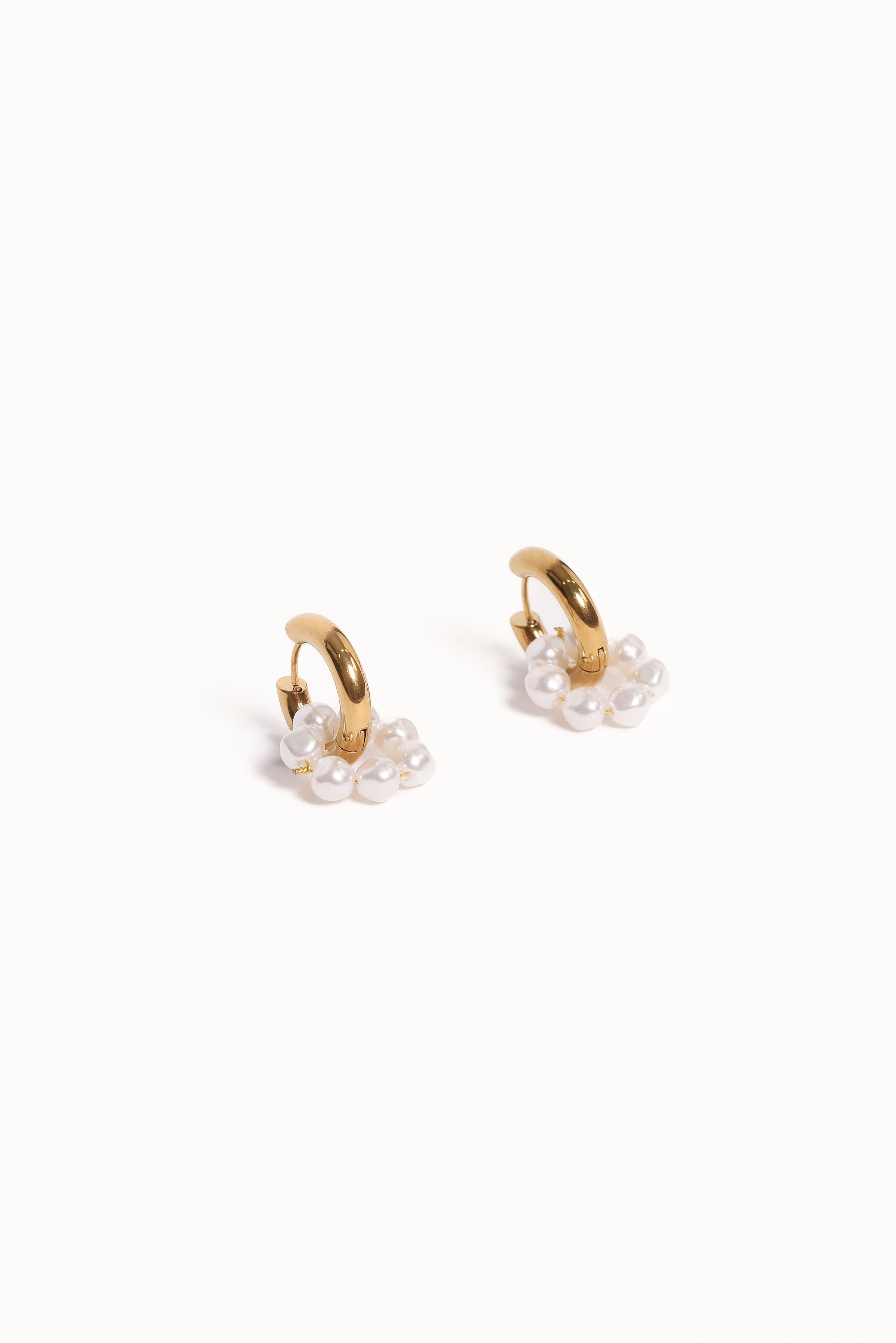 Petal and Pup USA ACCESSORIES Cheri Earrings - Gold/Pearl One Size