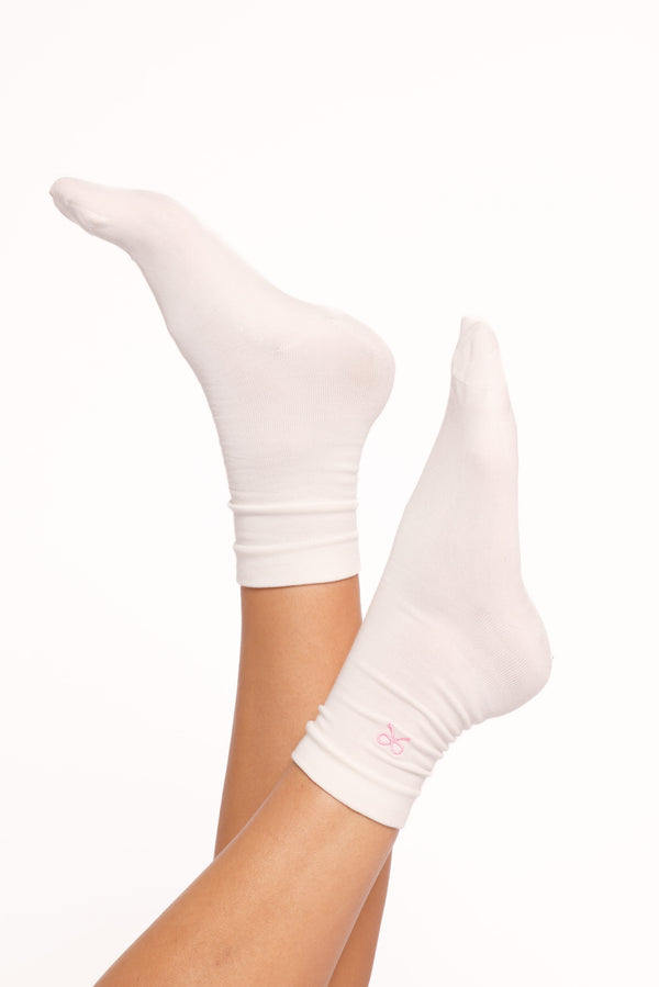 Petal and Pup USA ACCESSORIES Elsie Bow Socks - White One Size