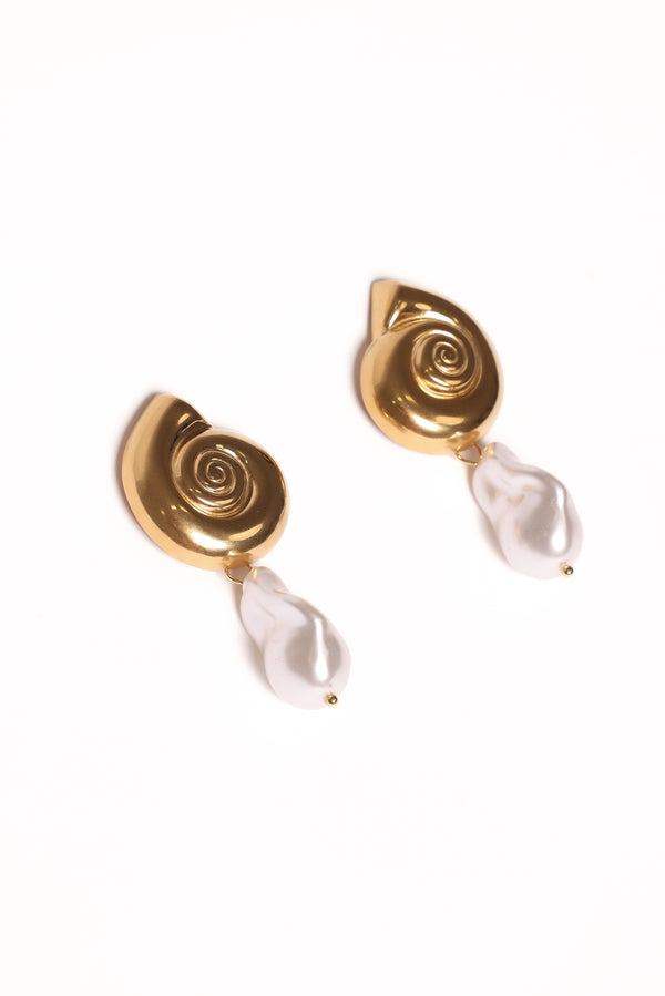 Petal and Pup USA ACCESSORIES Esperanza Earrings - Gold/Pearl One Size