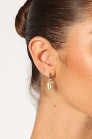 Petal and Pup USA ACCESSORIES Fergus Dropp Earrings - Gold One Size