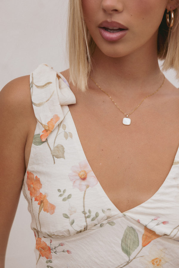 Petal and Pup USA ACCESSORIES Fleming Necklace - Gold One Size