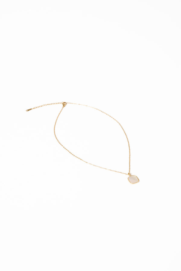 Petal and Pup USA ACCESSORIES Fleming Necklace - Gold One Size