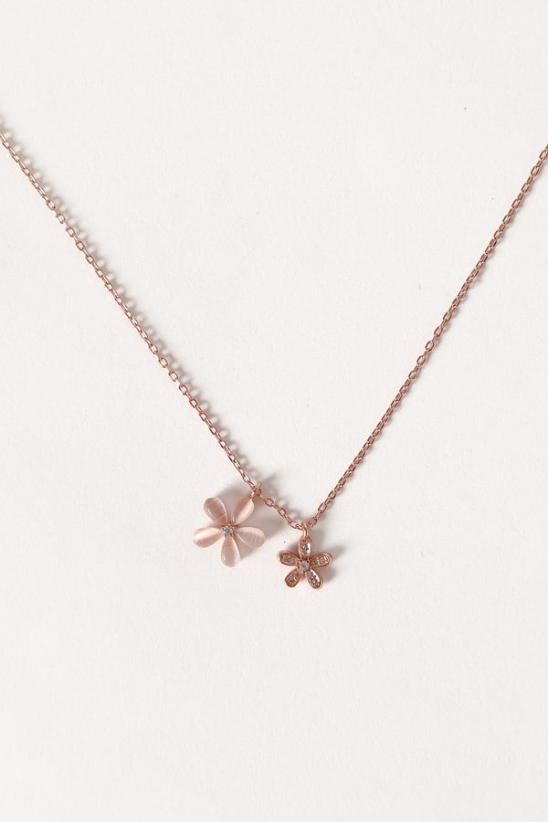 Petal and Pup USA ACCESSORIES Hana Floral Necklace - Gold One Size