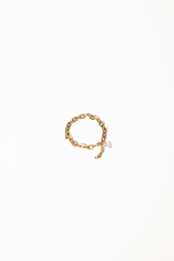Petal and Pup USA ACCESSORIES Kaelani Bracelet - Gold/Pearl One Size