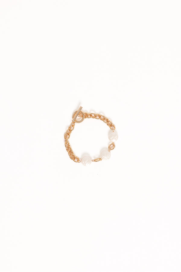 Petal and Pup USA ACCESSORIES Kai Bracelet - Gold/Pearl One Size