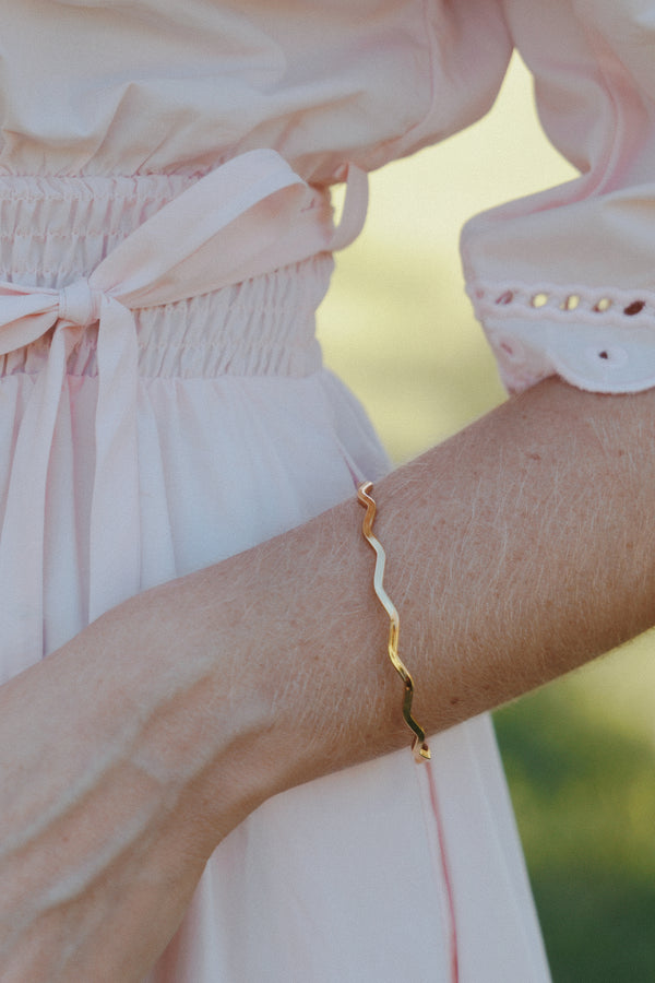Petal and Pup USA ACCESSORIES Layla Wave Bangle - Gold One Size