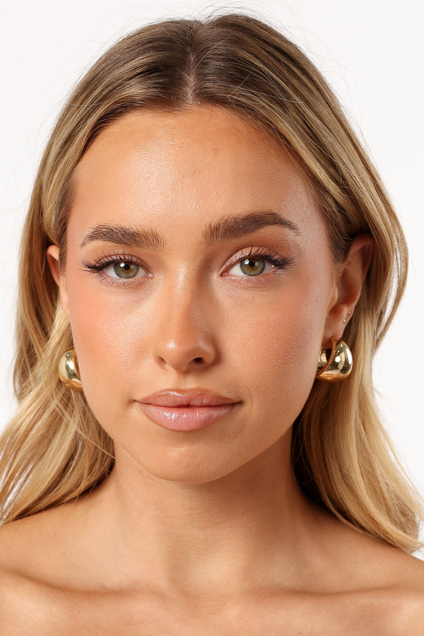 Petal and Pup USA ACCESSORIES Leandra Earrings - Gold One Size