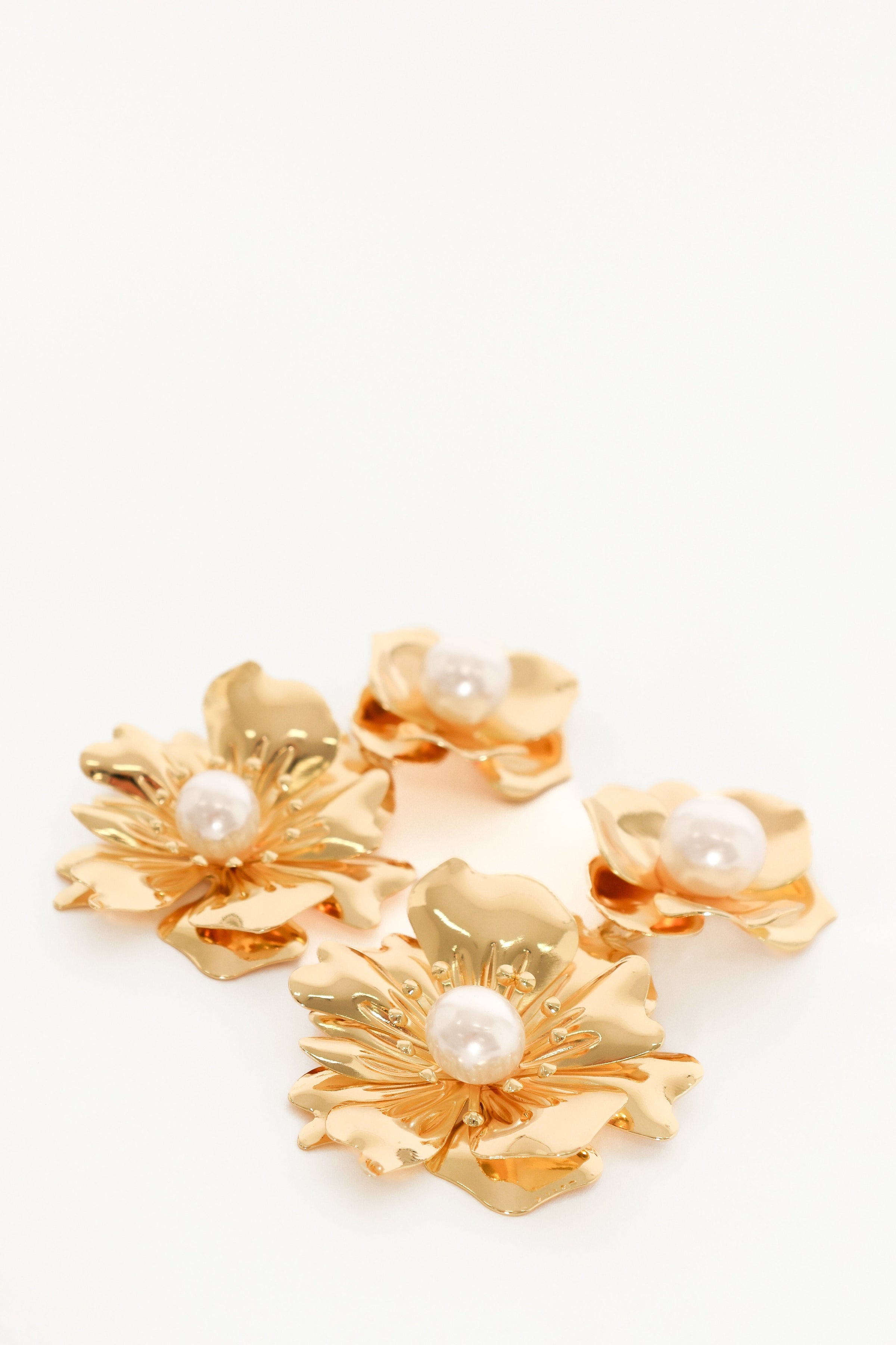 Petal and Pup USA ACCESSORIES Lilou Flower Pearl Earrings - Gold One Size