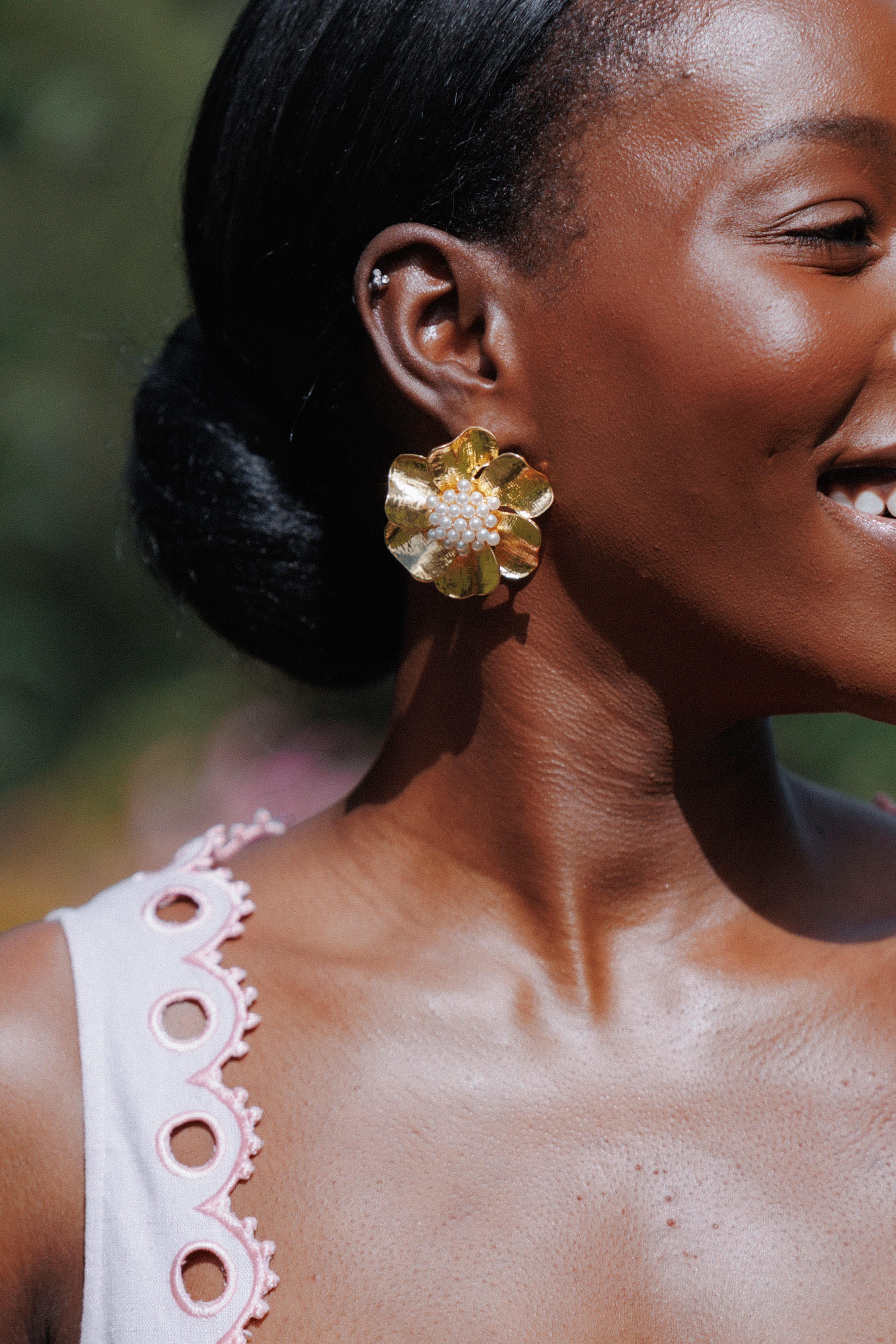 Petal and Pup USA ACCESSORIES Lola Pearl Flower Earrings - Gold One Size