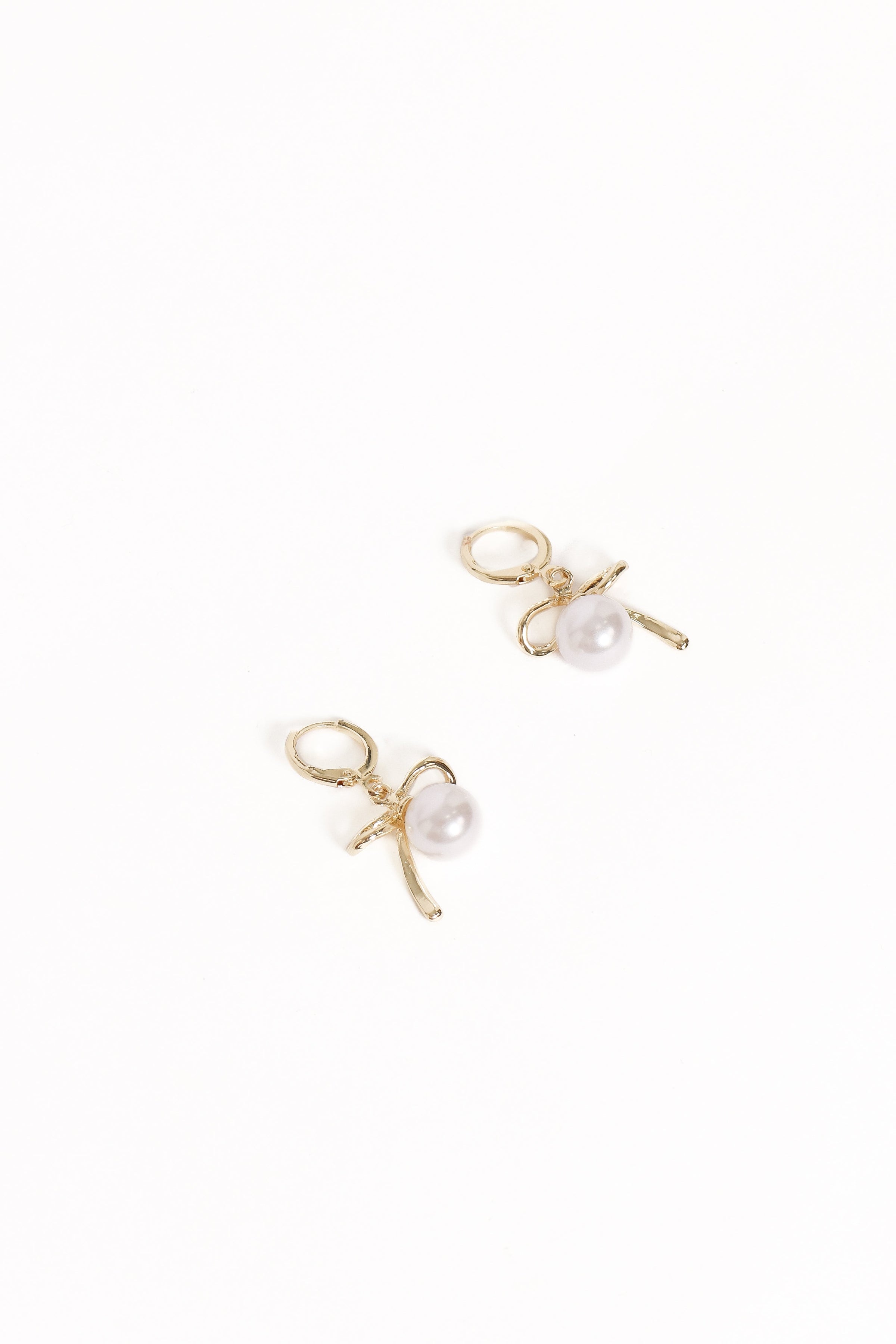 Petal and Pup USA ACCESSORIES Louisa Bow Earrings - Gold/Pearl One Size