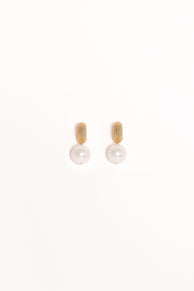 Petal and Pup USA ACCESSORIES Luciana Earrings - Gold/Pearl One Size