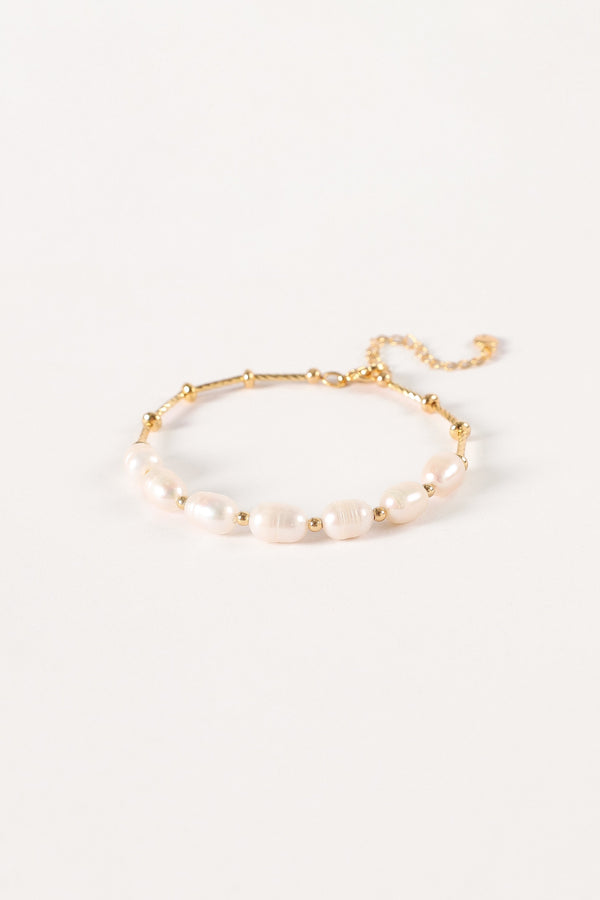 Petal and Pup USA ACCESSORIES Ren Pearl Bracelet - Gold One Size