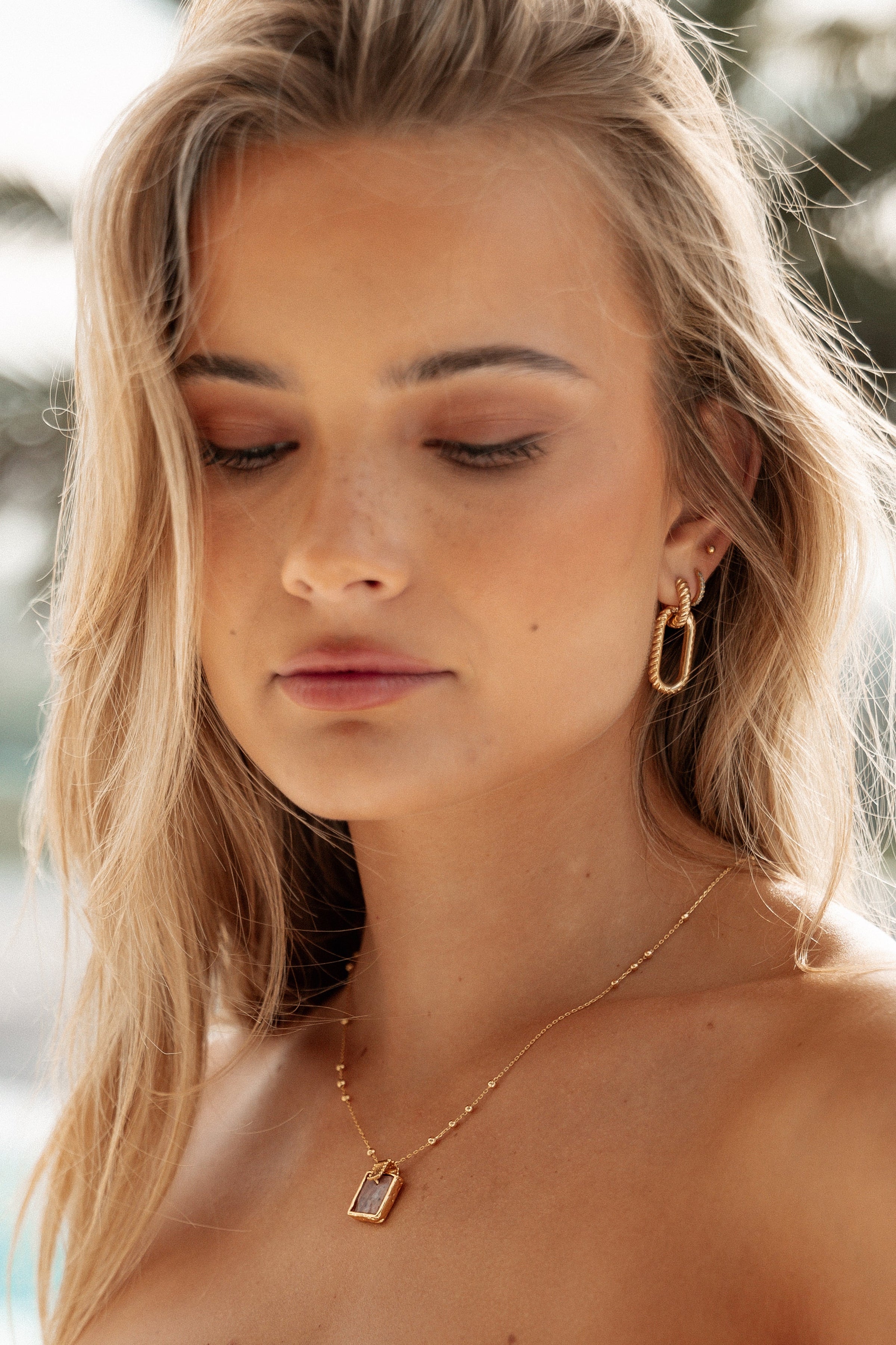 Petal and Pup USA ACCESSORIES Rosie Necklace - Gold/Pink One Size