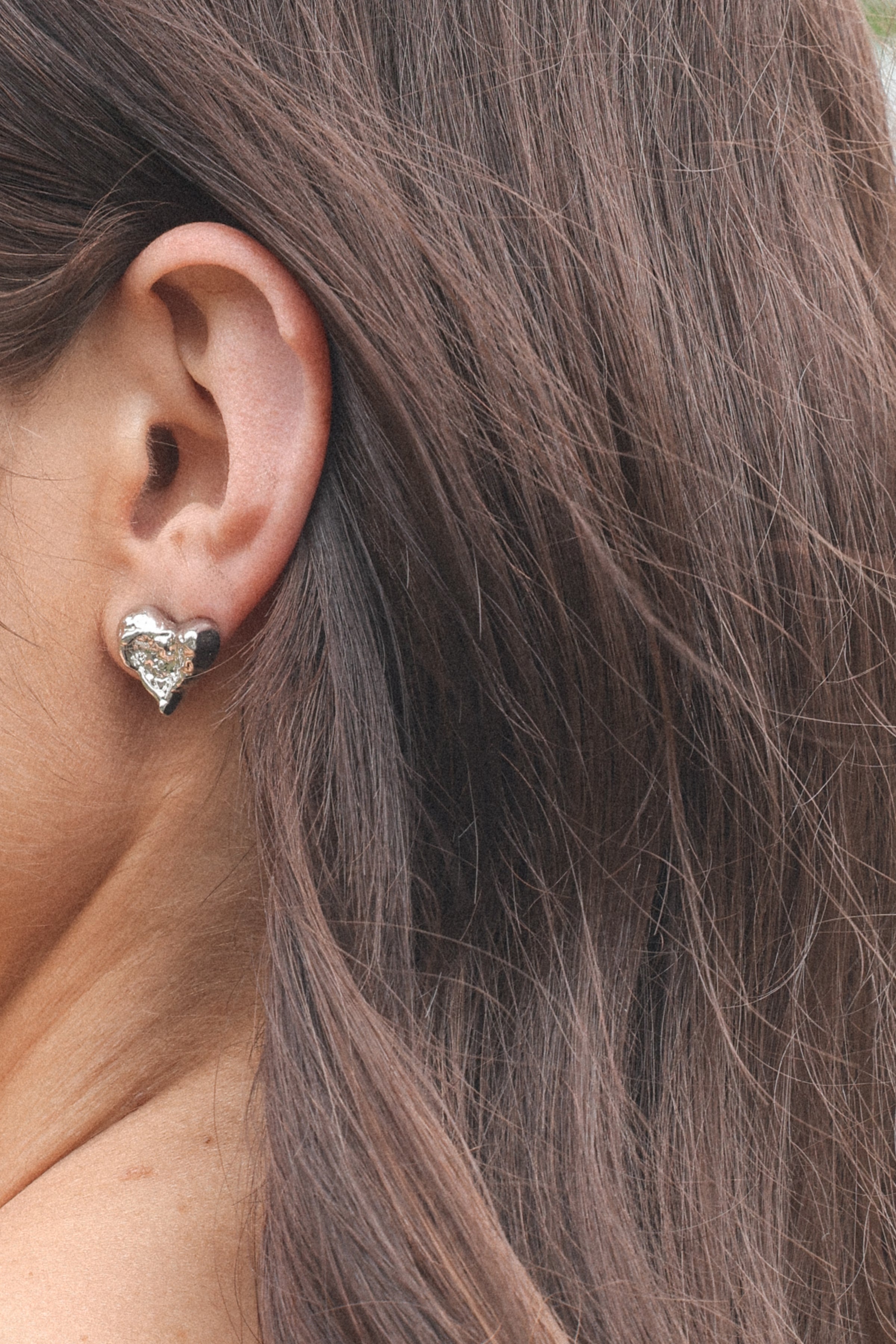 Petal and Pup USA ACCESSORIES Shanice Heart Earrings - Silver One Size