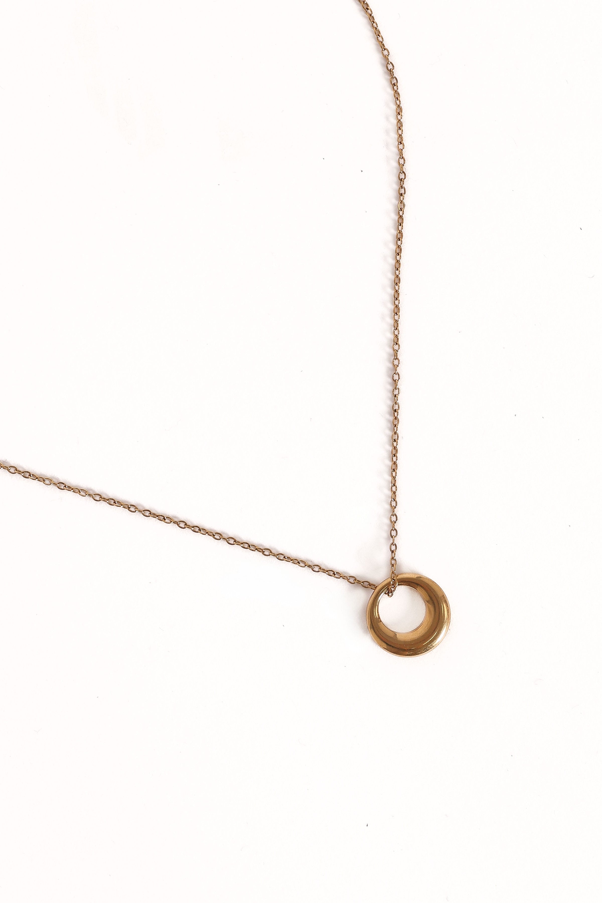 Petal and Pup USA ACCESSORIES Tyra Necklace - Gold One Size