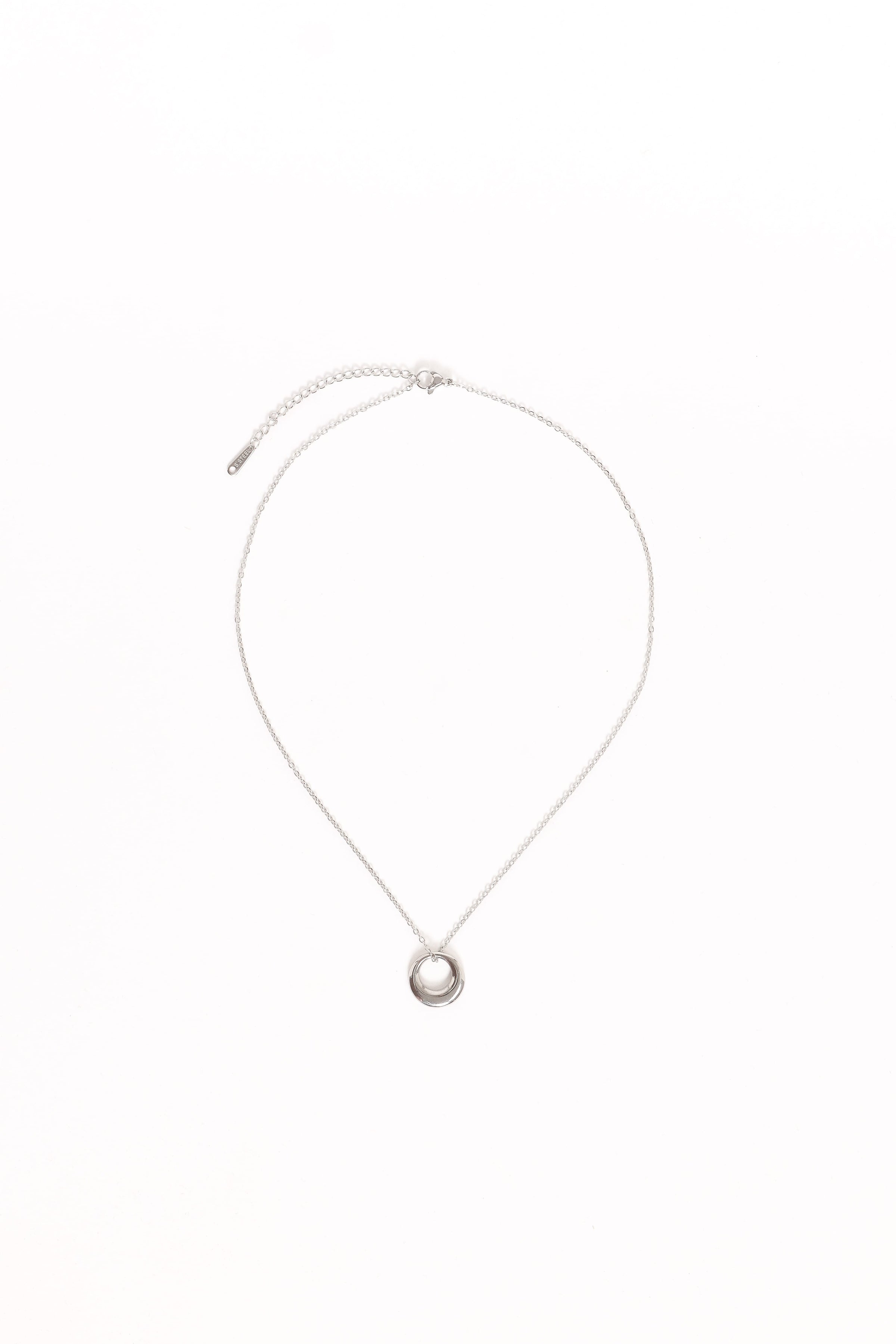 Petal and Pup USA ACCESSORIES Tyra Necklace - Silver One Size