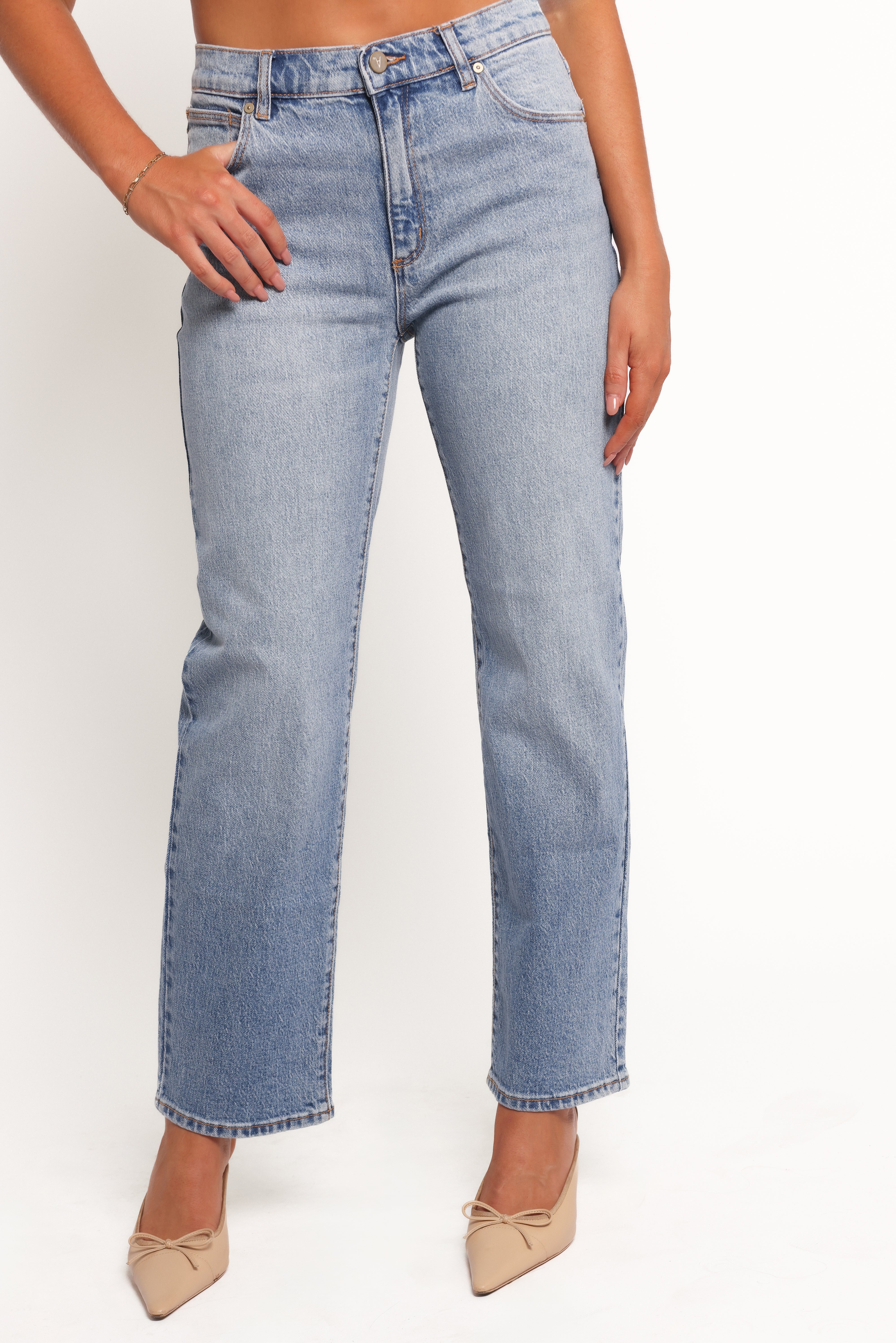 Petal and Pup USA BOTTOMS Abrand Mid Straight Jeans - Felicia