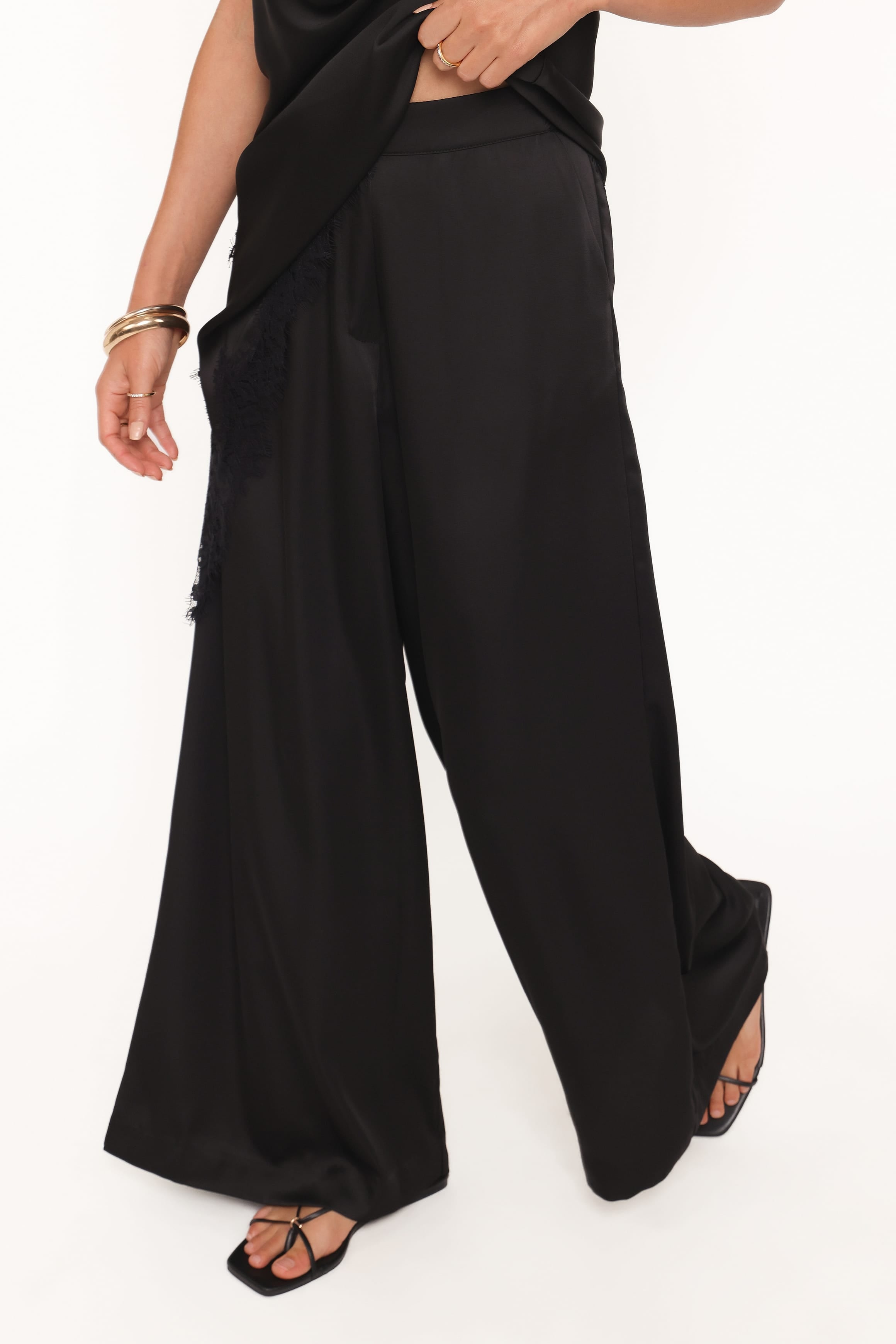 Petal and Pup USA BOTTOMS Clara Wide Leg Tailored Pant - Black