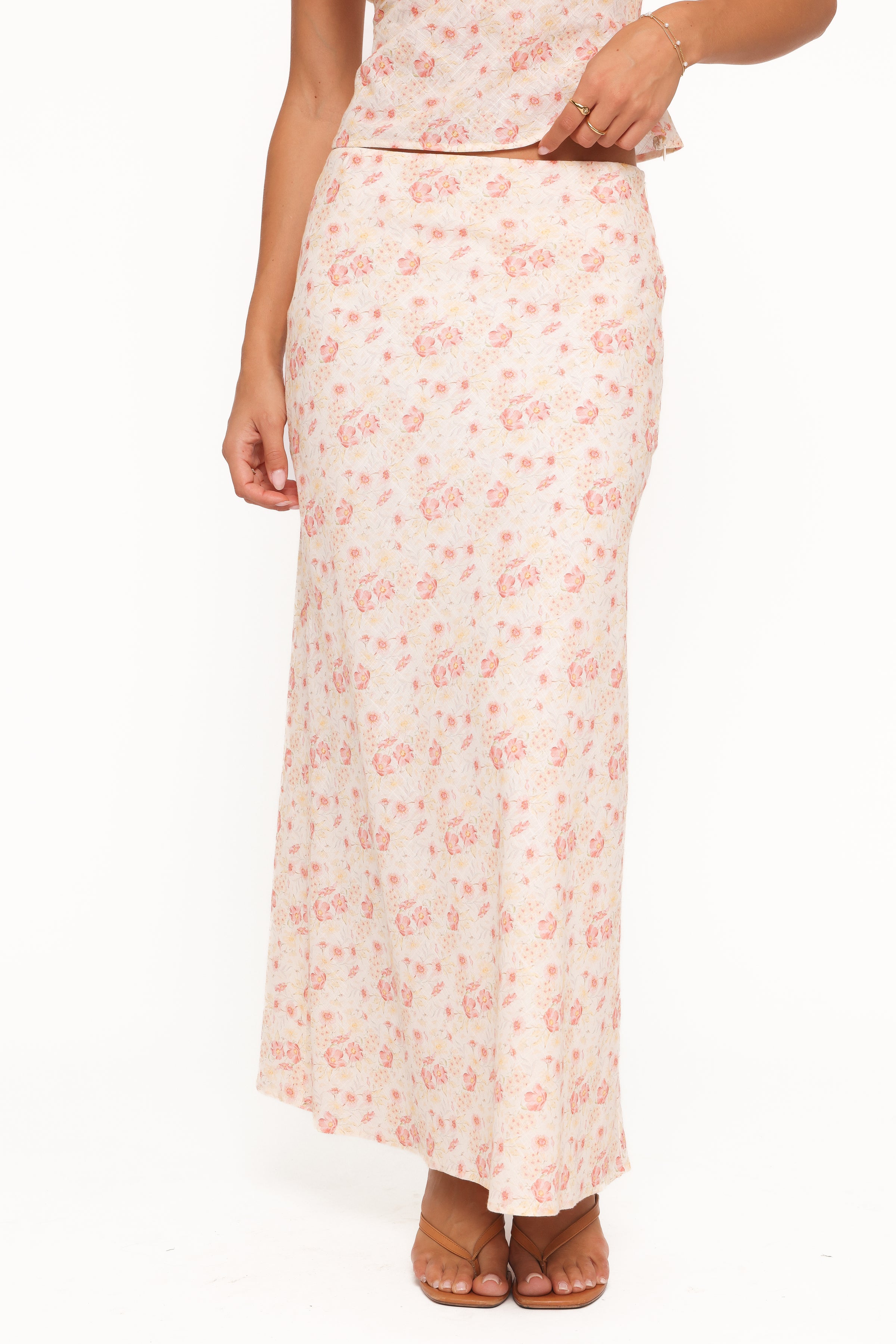 Petal and Pup USA BOTTOMS Giarda Maxi Skirt - Peach Ditsy Floral