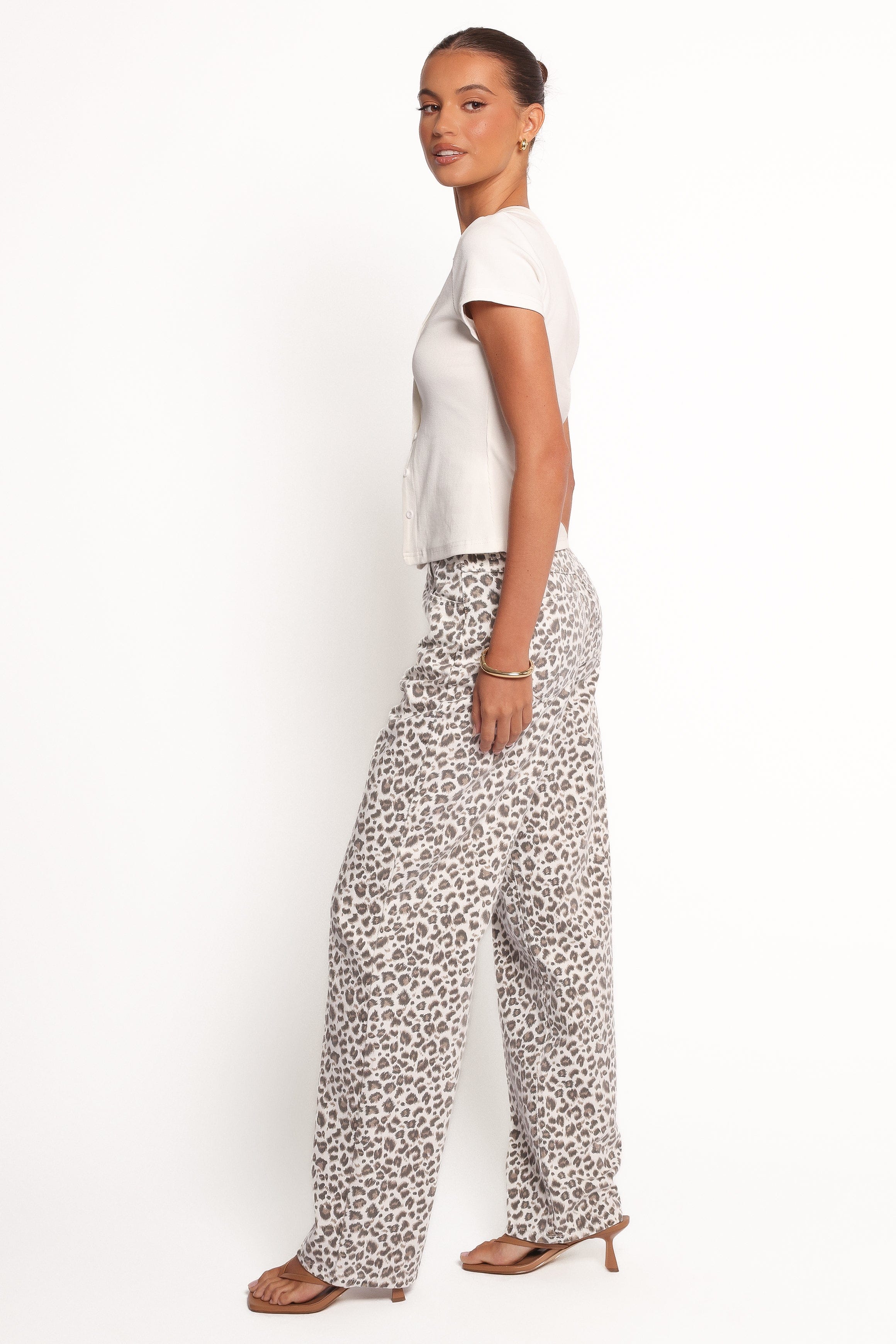 Petal and Pup USA BOTTOMS Leila Printed Wide Leg Jean - Leopard (Hold for Rack)