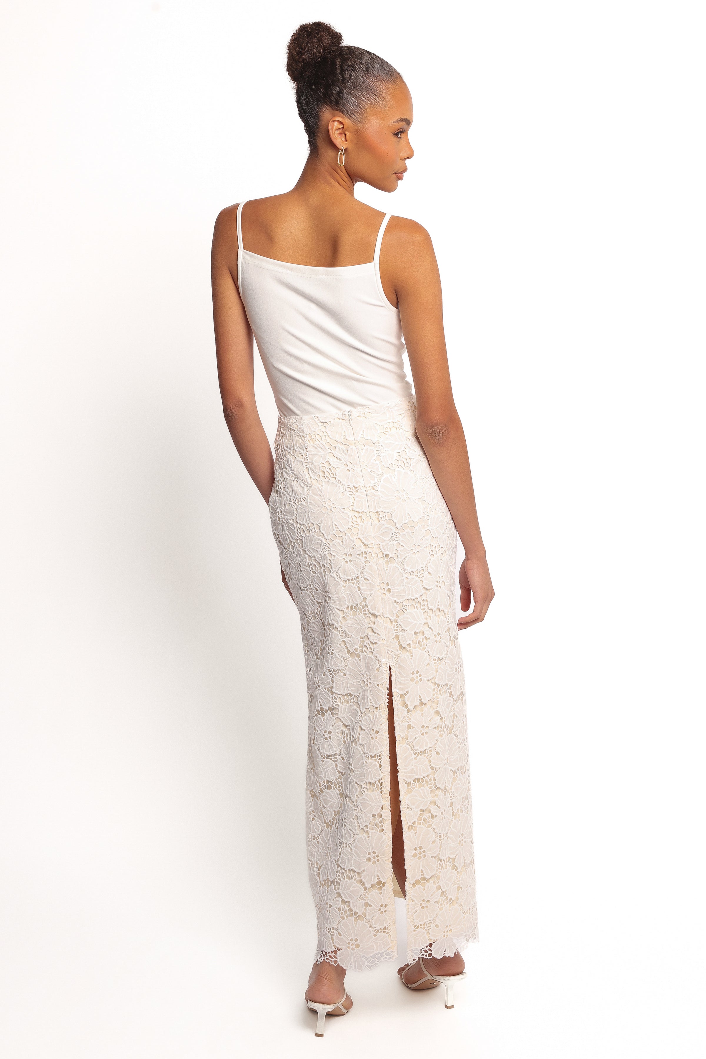 Petal and Pup Women's Mika Floral Lace Maxi Skirt - White L Petal and Pup Women's Mika Floral Lace Maxi Skirt - White L