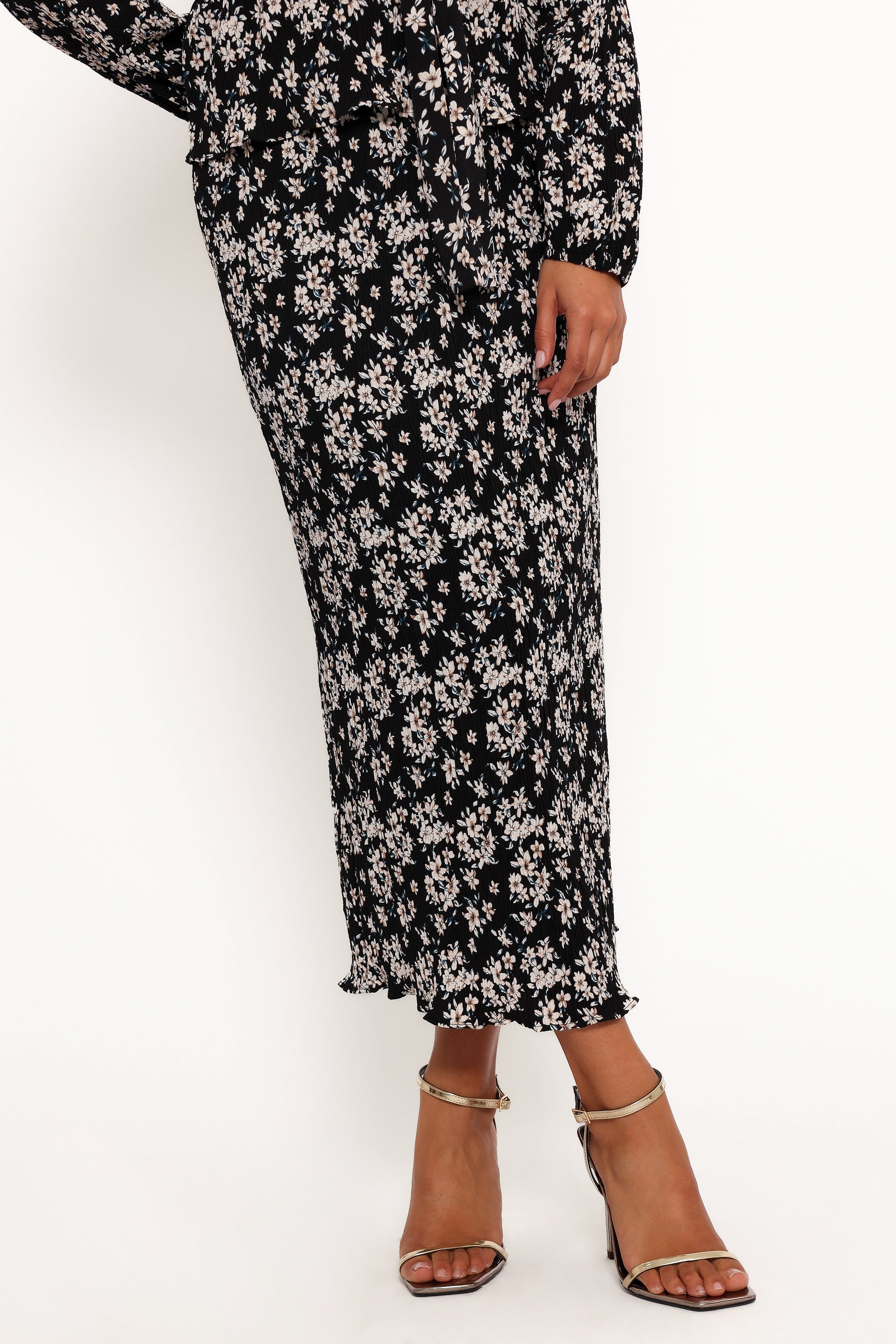 Petal and Pup USA BOTTOMS Minelli Pleat Midi Skirt - Black/White Floral