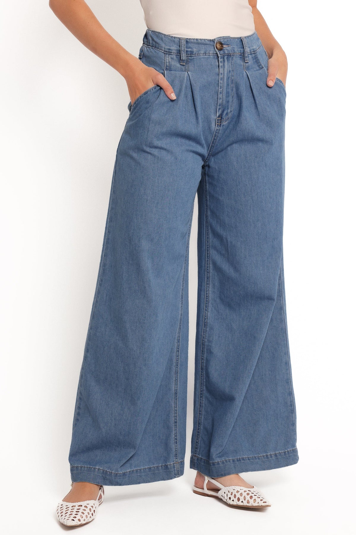 Rosalee Chambray Wide Leg Pant - Medium Denim | Petal & Pup USA