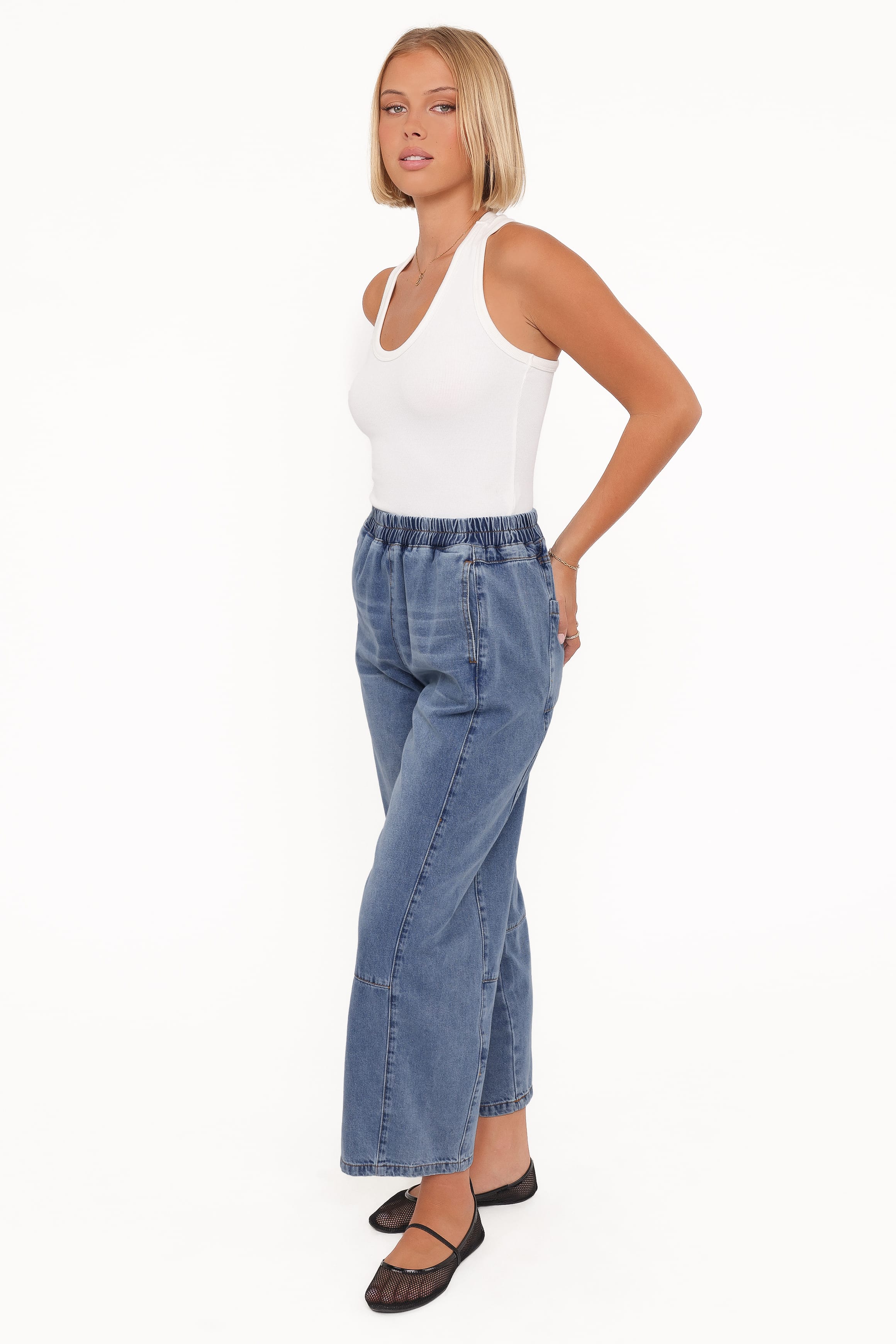 Sophie Cropped Barrel Jean - Medium Wash | Petal & Pup USA