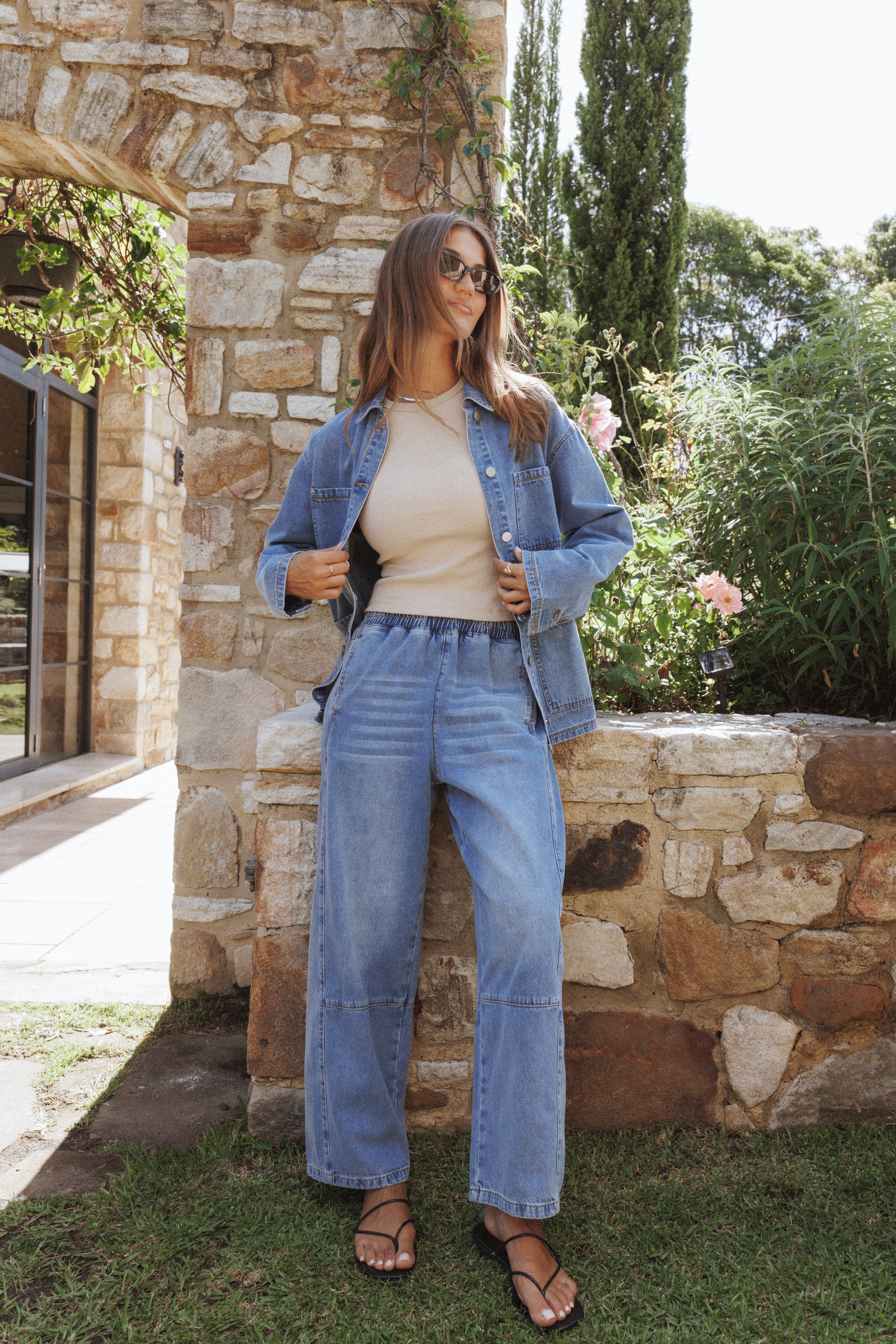 Petal and Pup USA BOTTOMS Sophie Cropped Barrel Jean - Medium Wash