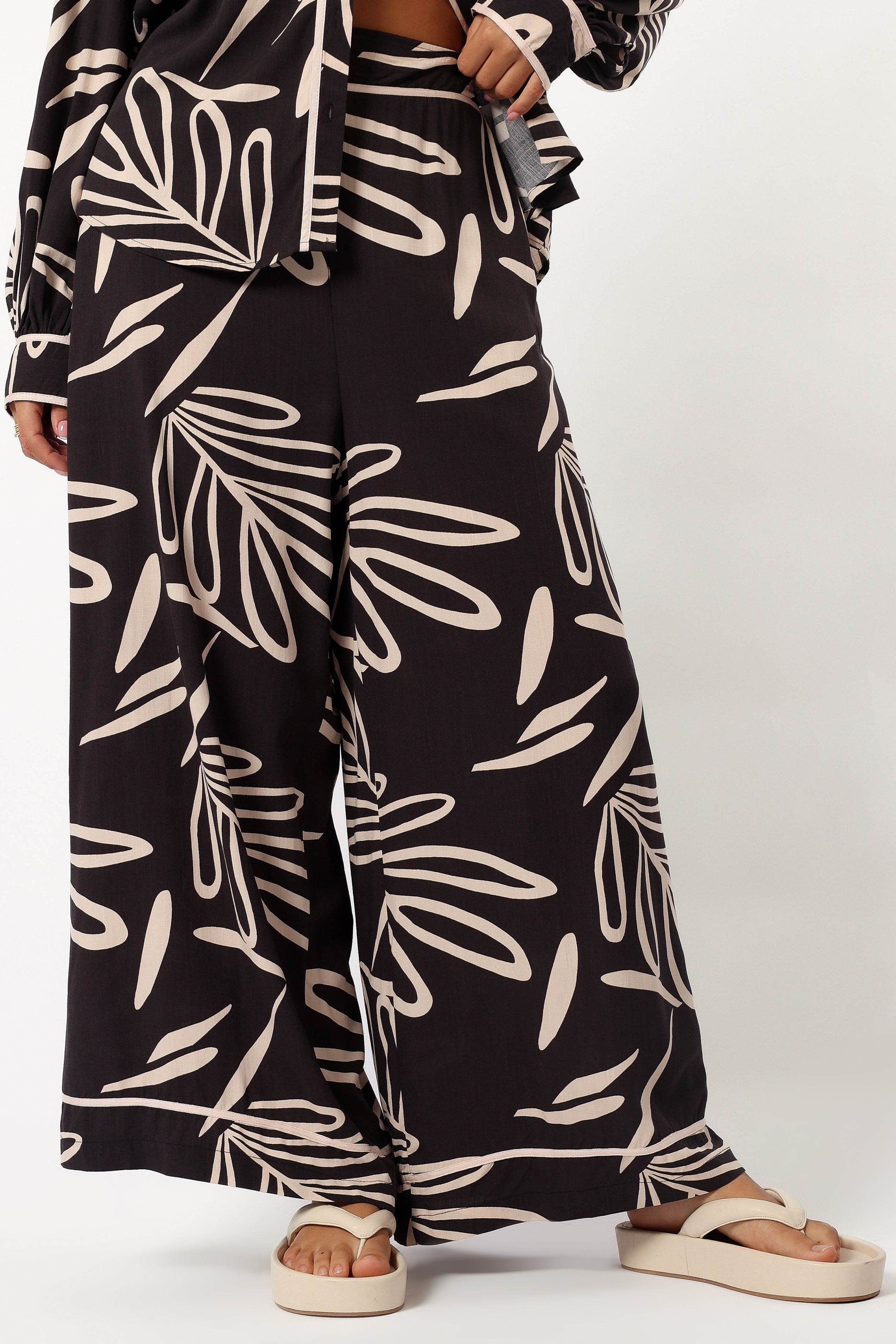 Petal and Pup USA BOTTOMS Talia Pants - Black