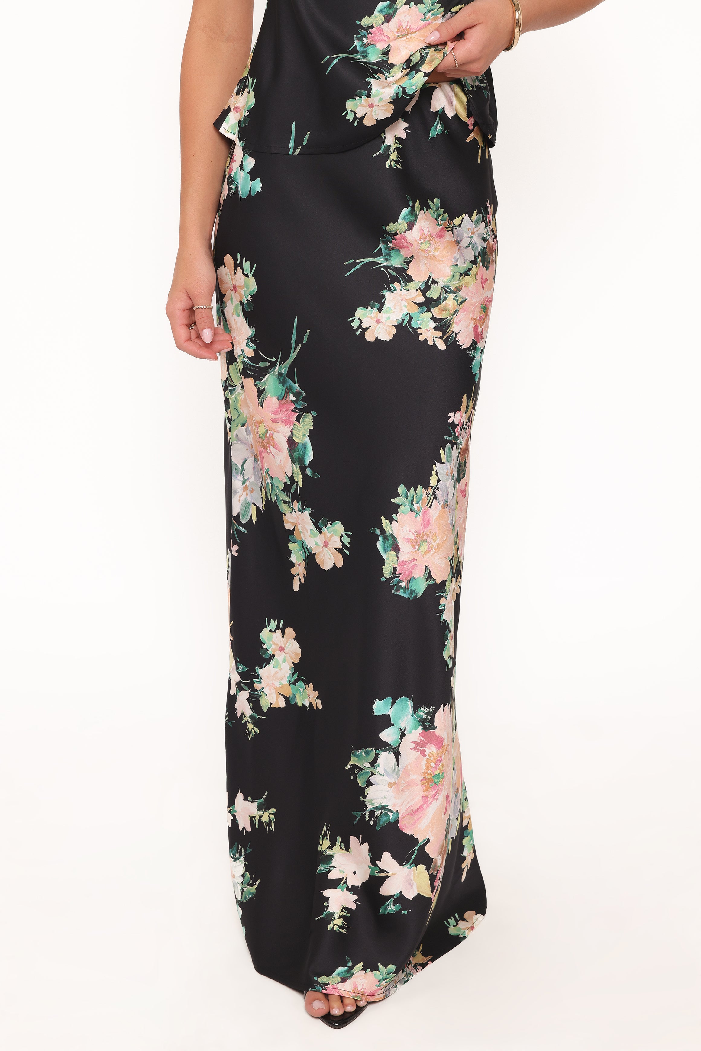 Petal and Pup USA BOTTOMS Velman Skirt - Black Floral
