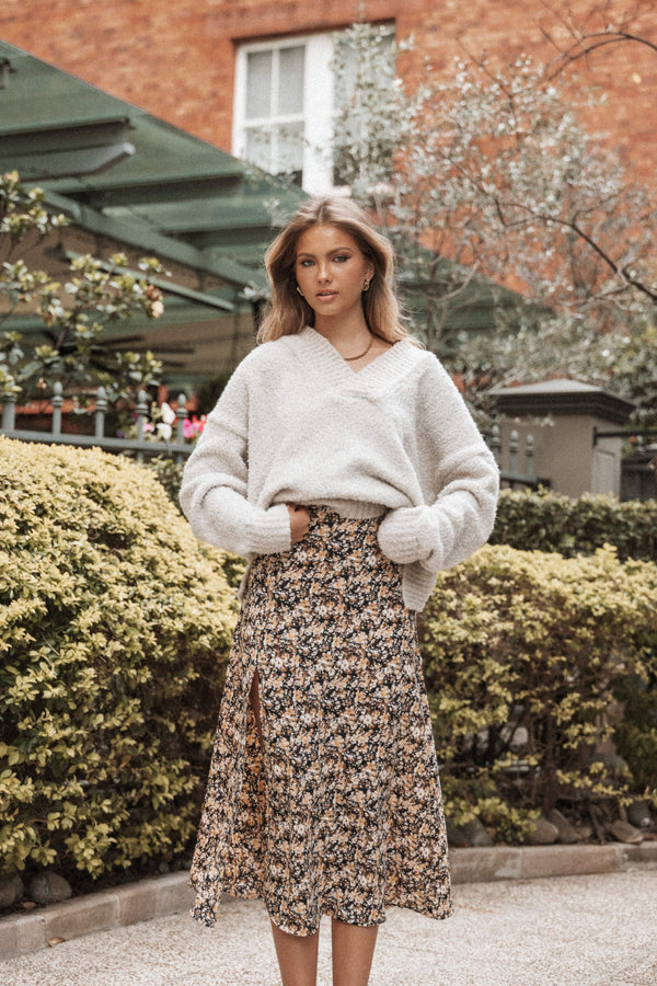 Petal and Pup USA BOTTOMS Willow Midi Skirt - Black Ditsy Floral