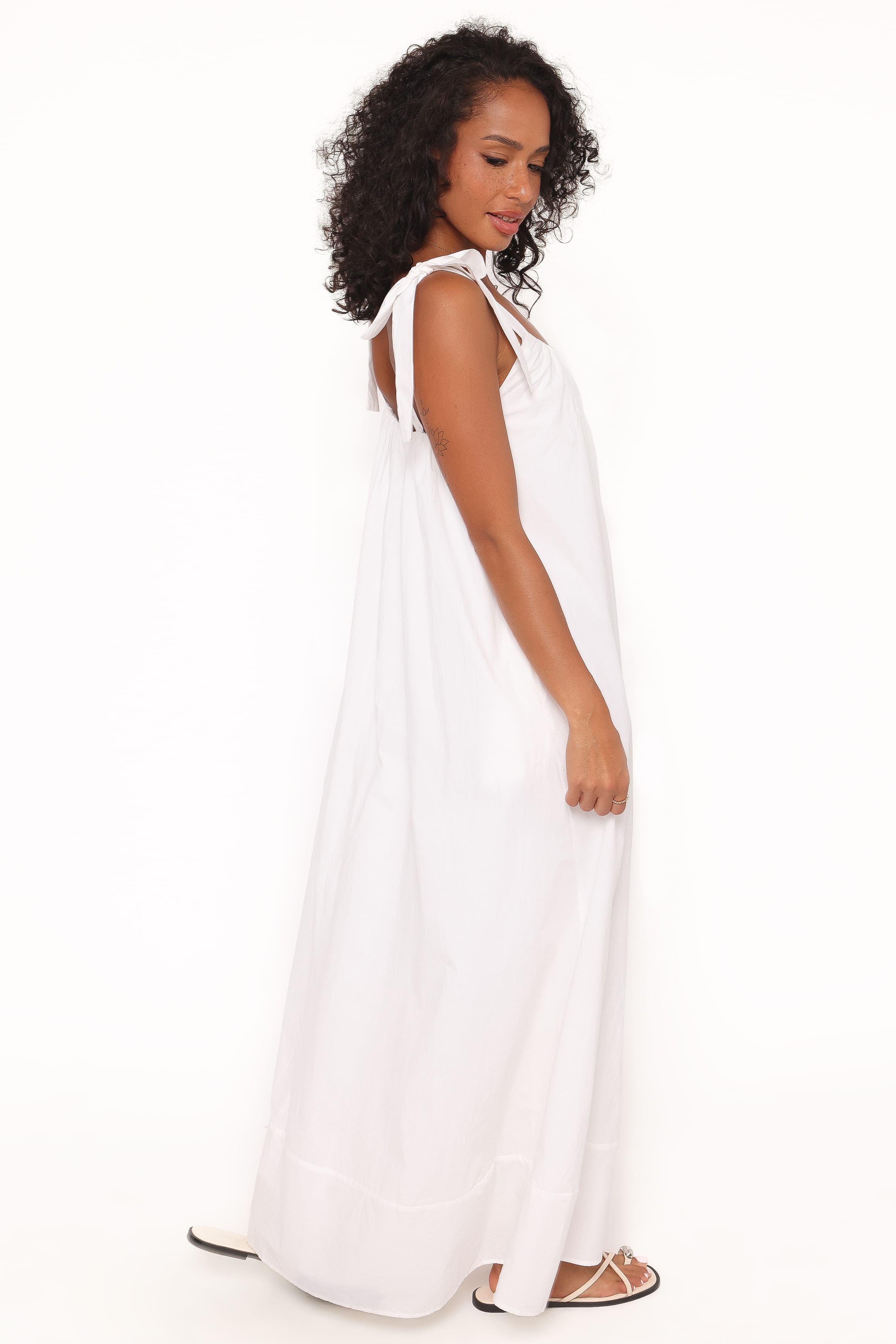Petal and Pup USA DRESSES Amber Maxi Dress - White