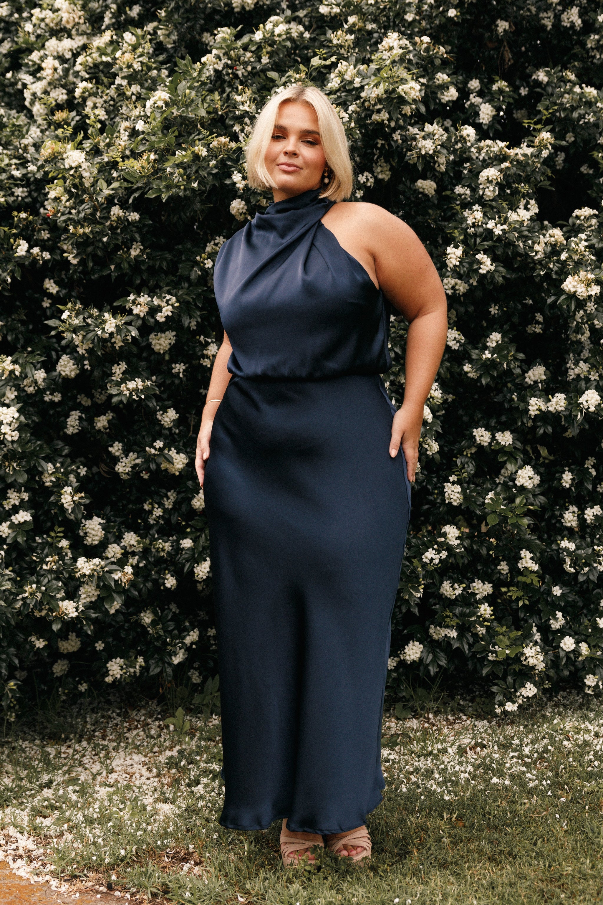 Petal and Pup Women's Anabelle Halter Neck Midi Dress - Navy Petal and Pup Women's Anabelle Halter Neck Midi Dress - Navy