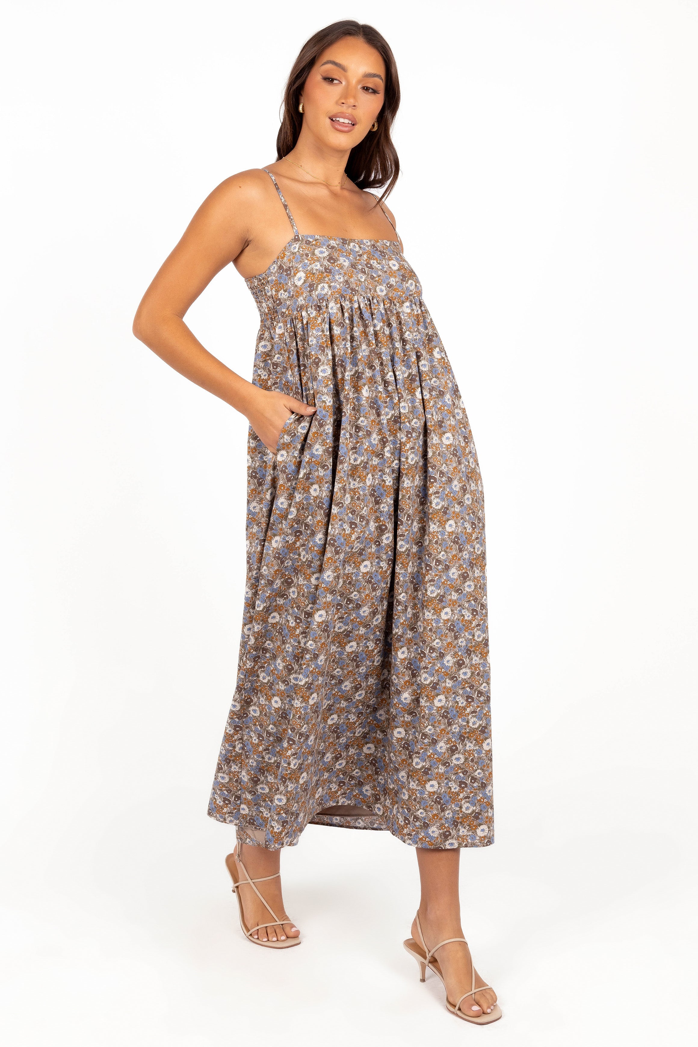 Andy フローラルプリント マキシドレス Andy Maxi Dress - Olive Ditsy Floral | Petal & Pup USA