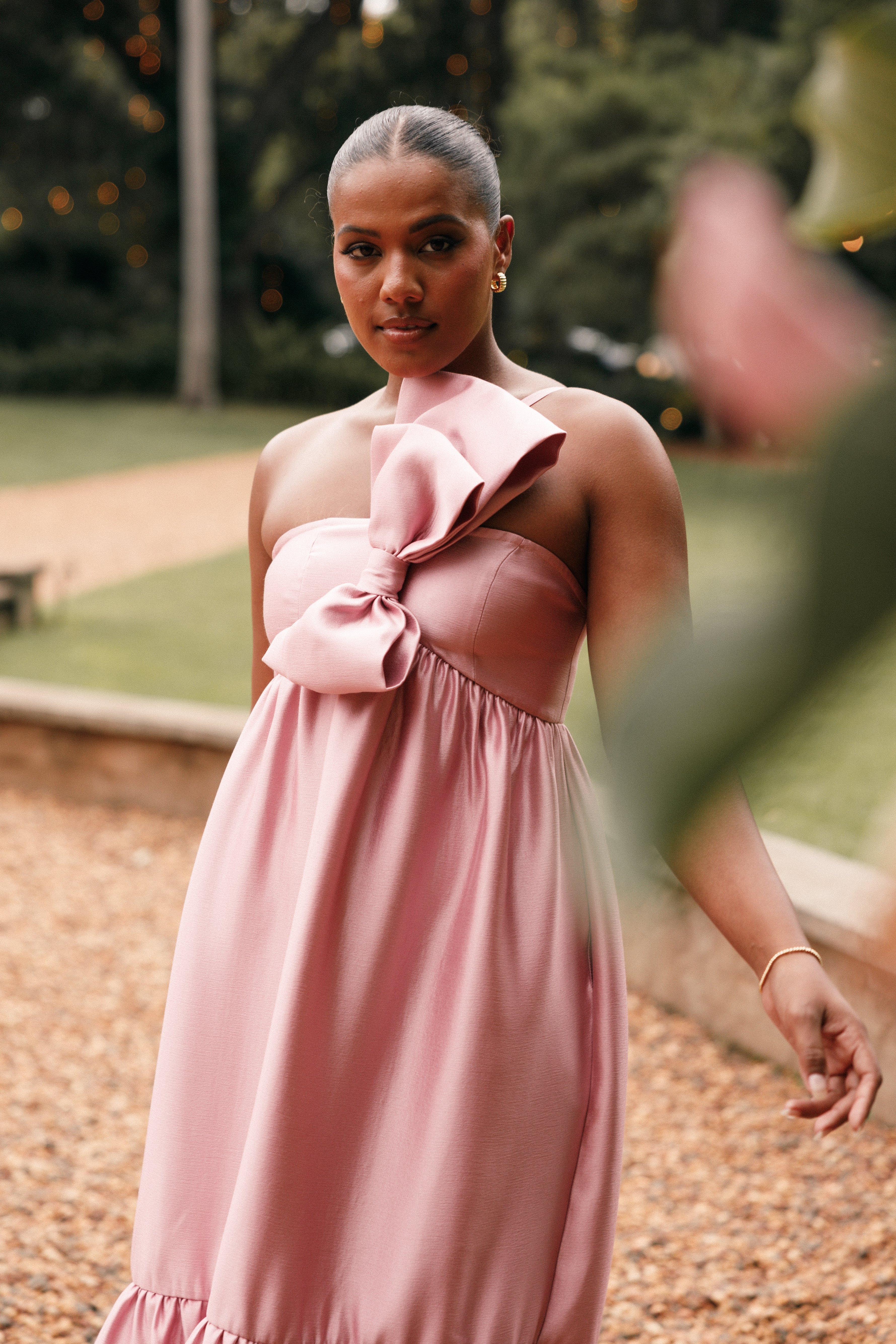 Pink dress with fashion red roses