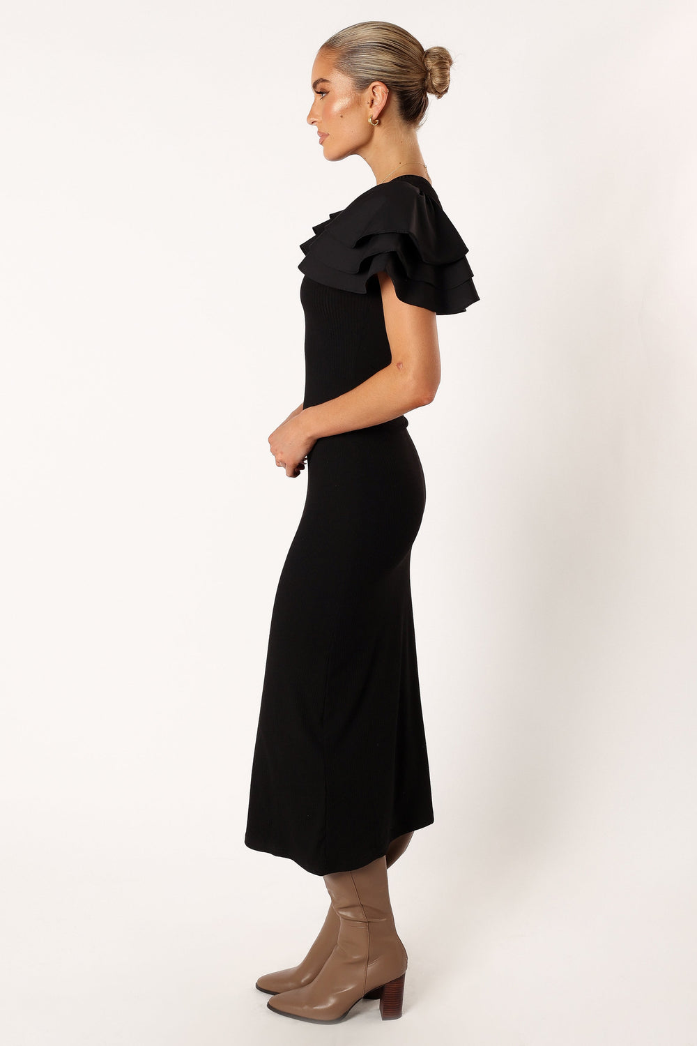 Petal and Pup USA DRESSES Cally Ruffle Sleeve Maxi Dress - Black