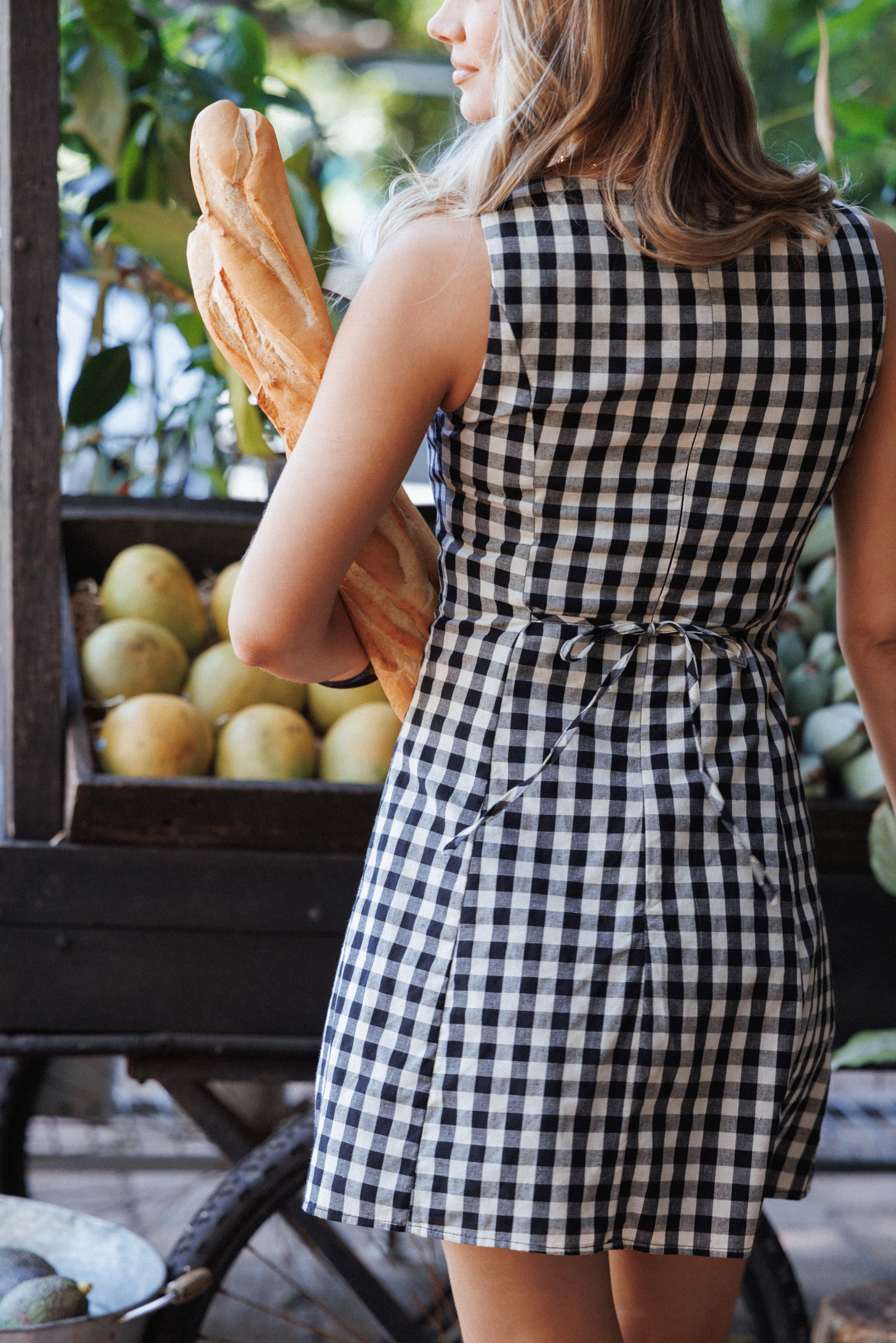 ハーリップトゥ　French Chic Gingham Dress Circe Mini Dress - Black Gingham | Petal & Pup USA