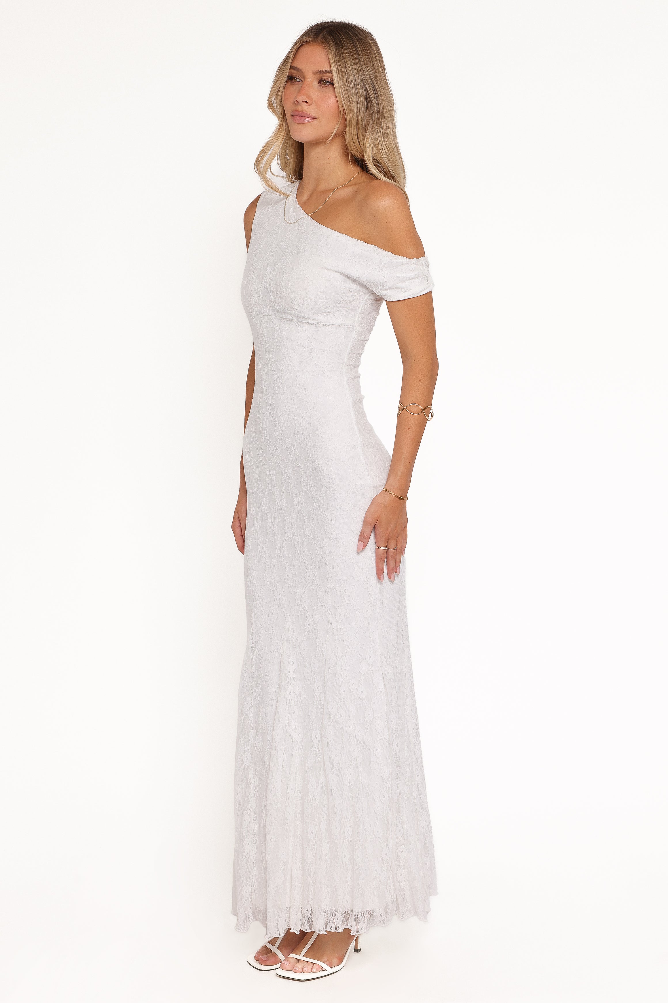 Petal and Pup USA DRESSES Evelon Off Shoulder Maxi Dress - White